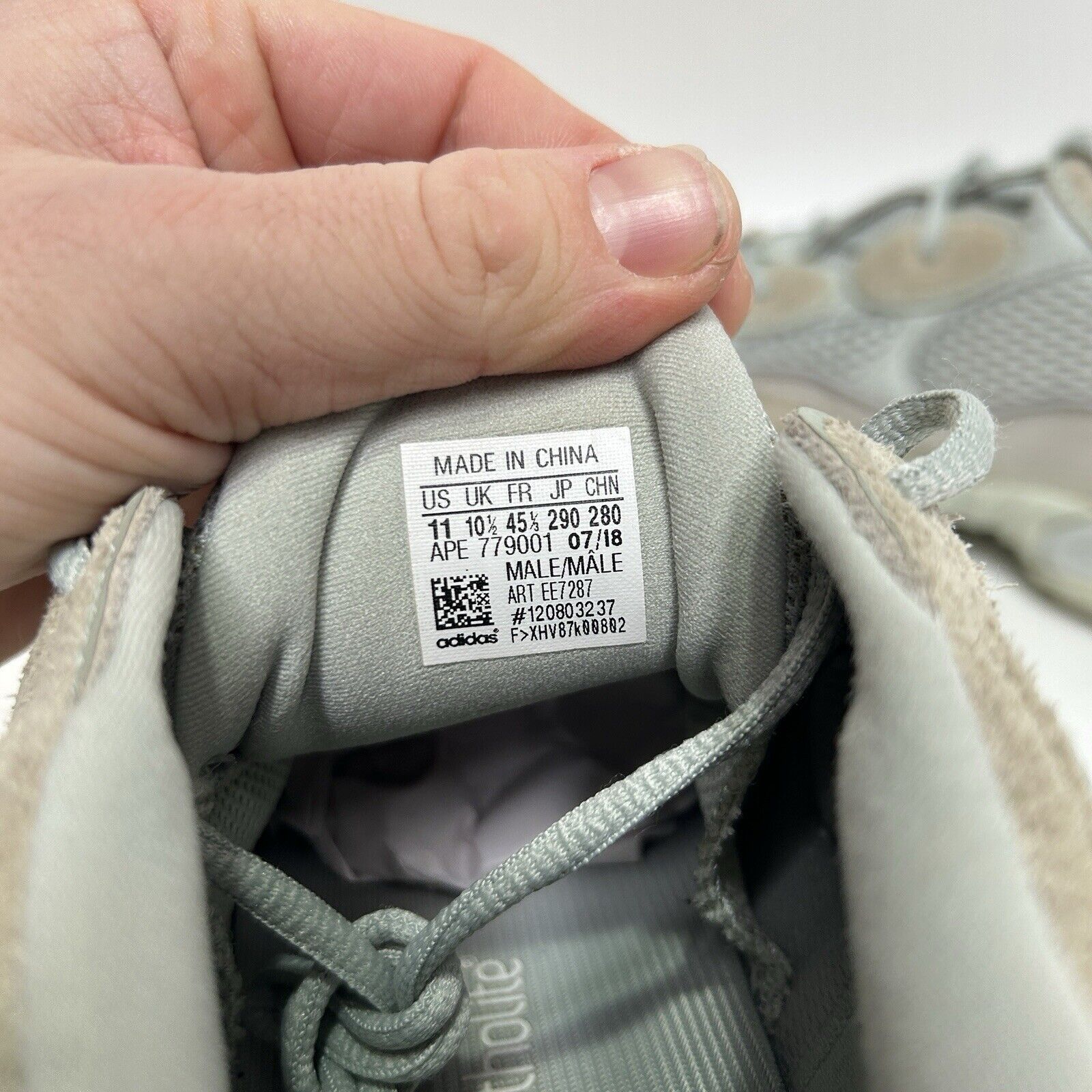 Adidas Adidas Shoes Yeezy 500 "Salt" 2024 Size US 11 / EU 44 - 8 Thumbnail