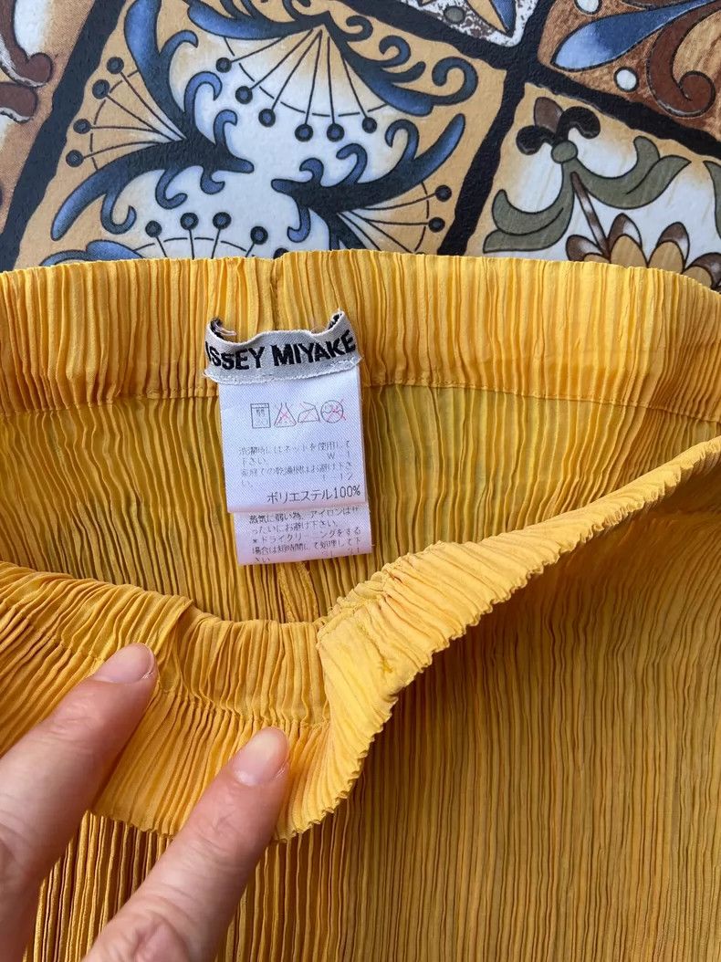 Issey Miyake Issey Miyake size:L Yellow main line lace-trimmed trousers Size 23" - 6 Thumbnail