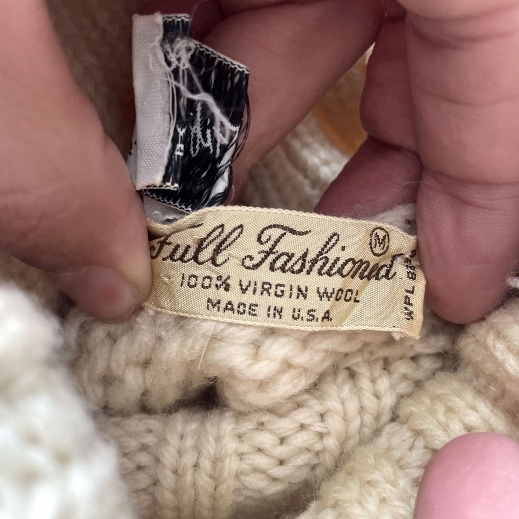 Saks Fifth Avenue VINTAGE Saks Fifth Avenue Sweater Women Medium Cream Wool Aran Fisherman 80s USA Size M / US 6-8 / IT 42-44 - 4 Thumbnail