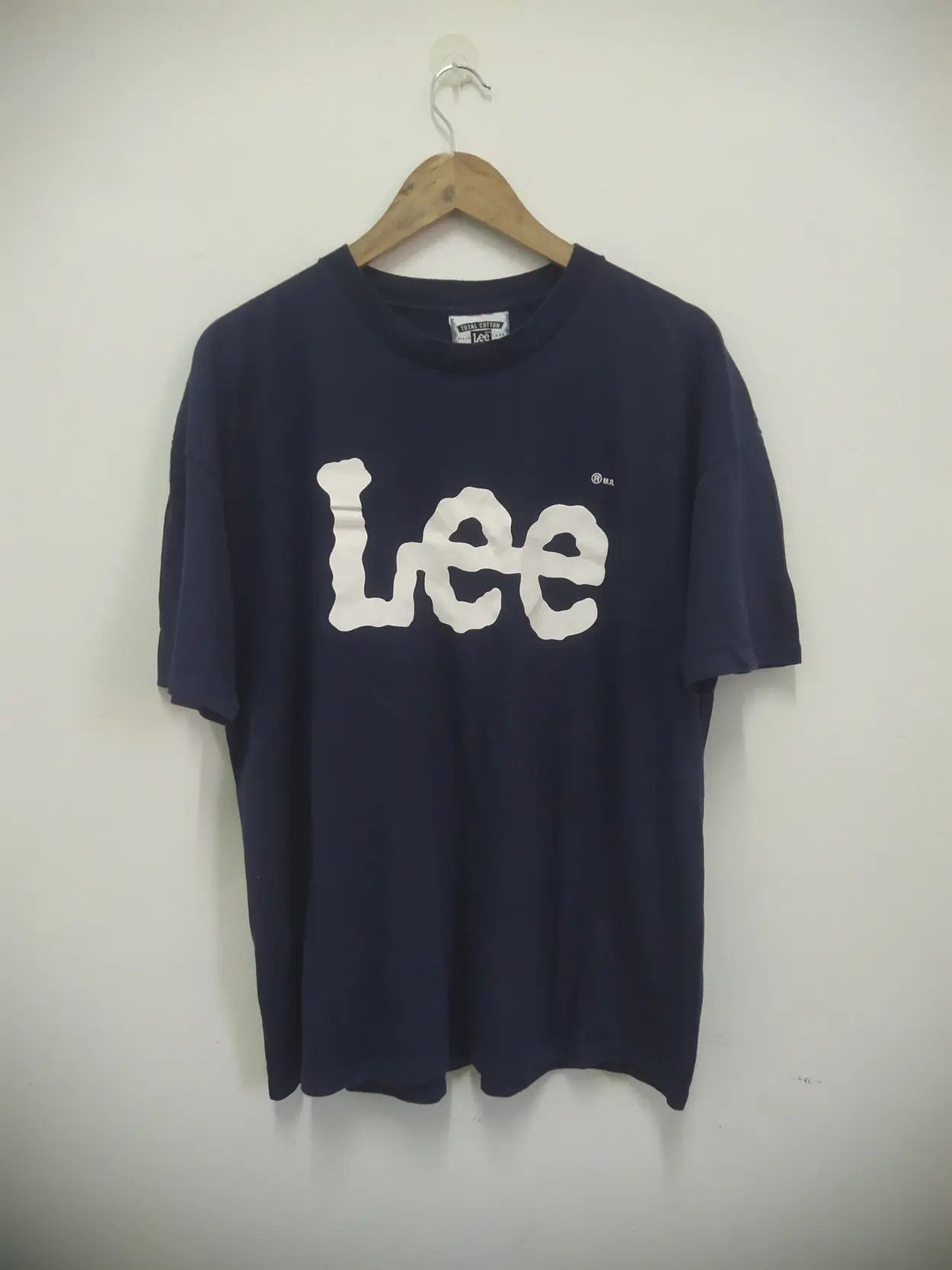 Lee Vintage 90s Lee Big Logo Navy Blue Spell Out Size US XL / EU 56 / 4 - 1 Thumbnail
