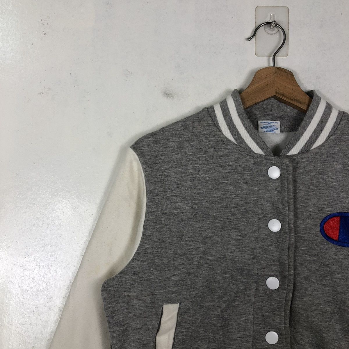 Japanese Brand For Girls Vintage Bomber Jacket Champion Spell Out Big Logo Size US M / EU 48-50 / 2 - 6 Thumbnail