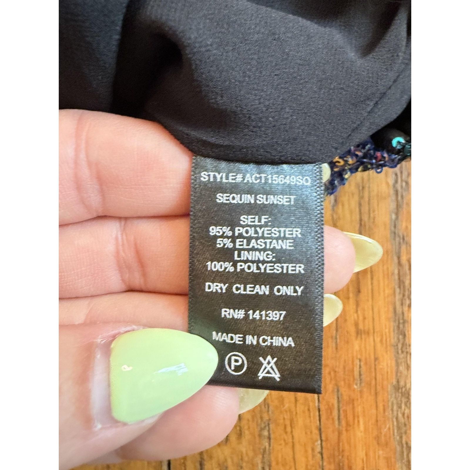 ASTR The Label ASTR The Label Cropped Blouse Womens XS Multicolor Sequin Size XS / US 0-2 / IT 36-38 - 5 Thumbnail
