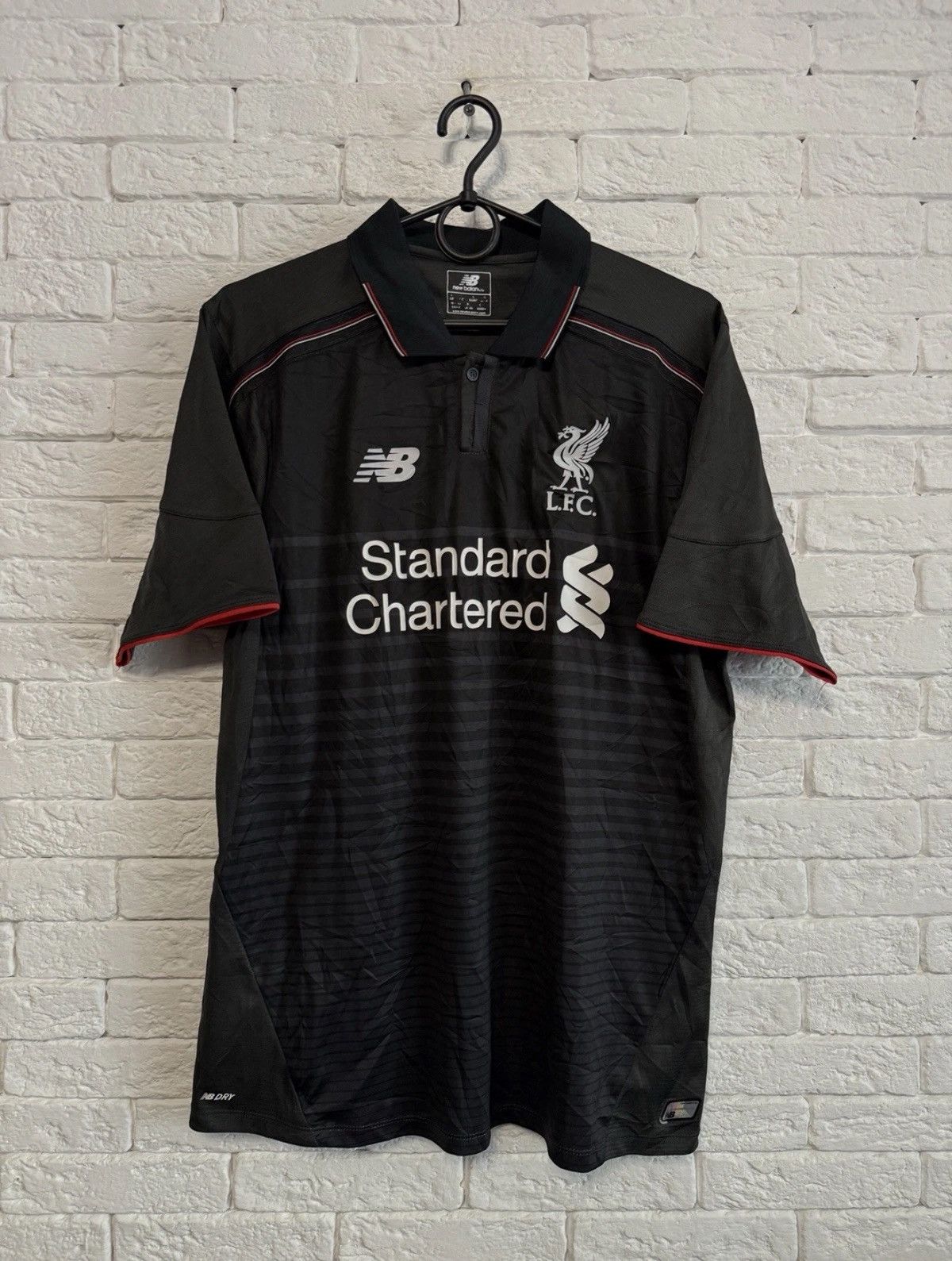 New Balance New Balance Liverpool Third Jersey 15/16 Football Shirt Sz L Size US L / EU 52-54 / 3 - 1 Thumbnail