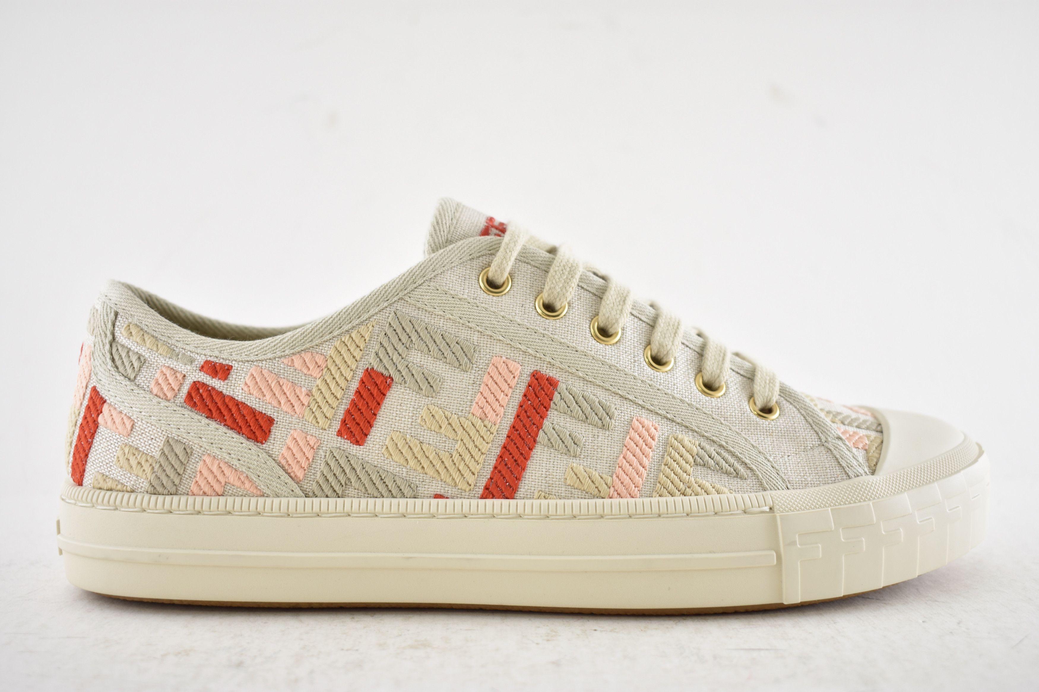 Fendi Fendi Domino Red Monogram FF Logo Low Top Sneaker 38 Size US 8 / IT 38 - 2 Thumbnail