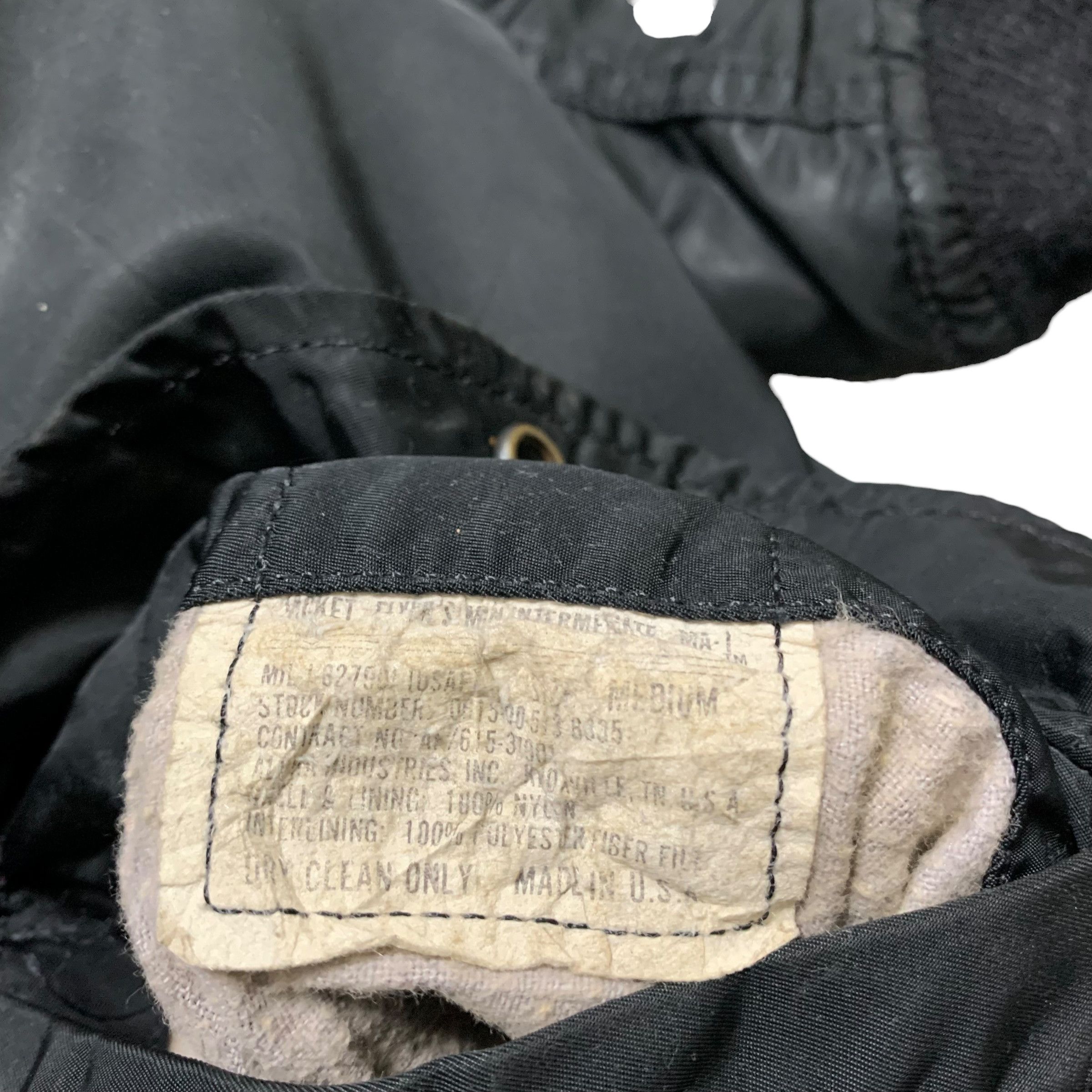 Alpha Industries Vintage Alpha Industries Nostalgic Surplus USAF MA-1 Bomber Size US M / EU 48-50 / 2 - 5 Thumbnail
