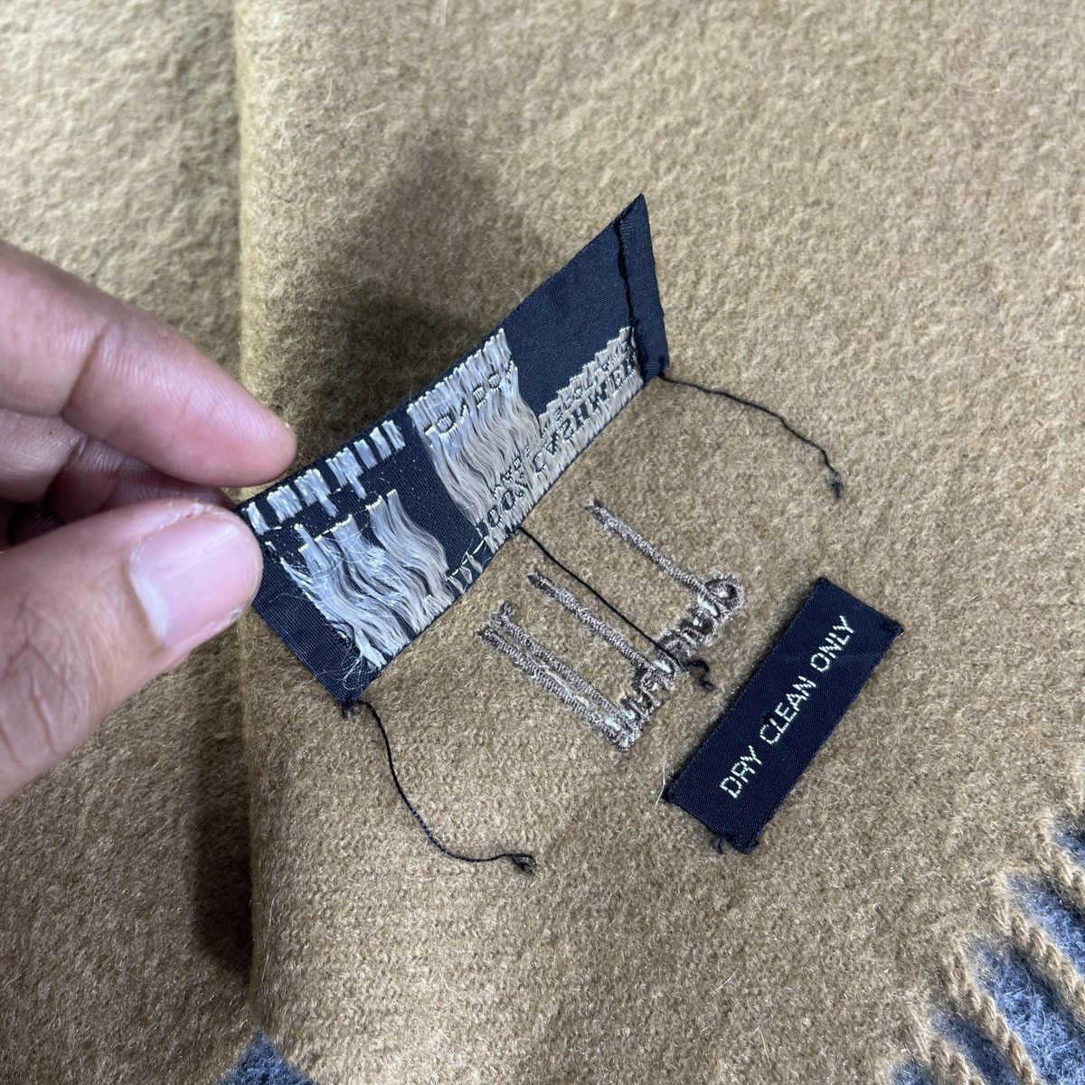 Alfred Dunhill × Vintage Vintage Dunhill Scarf / Muffler / Neckwear T1137 Size ONE SIZE - 10 Thumbnail