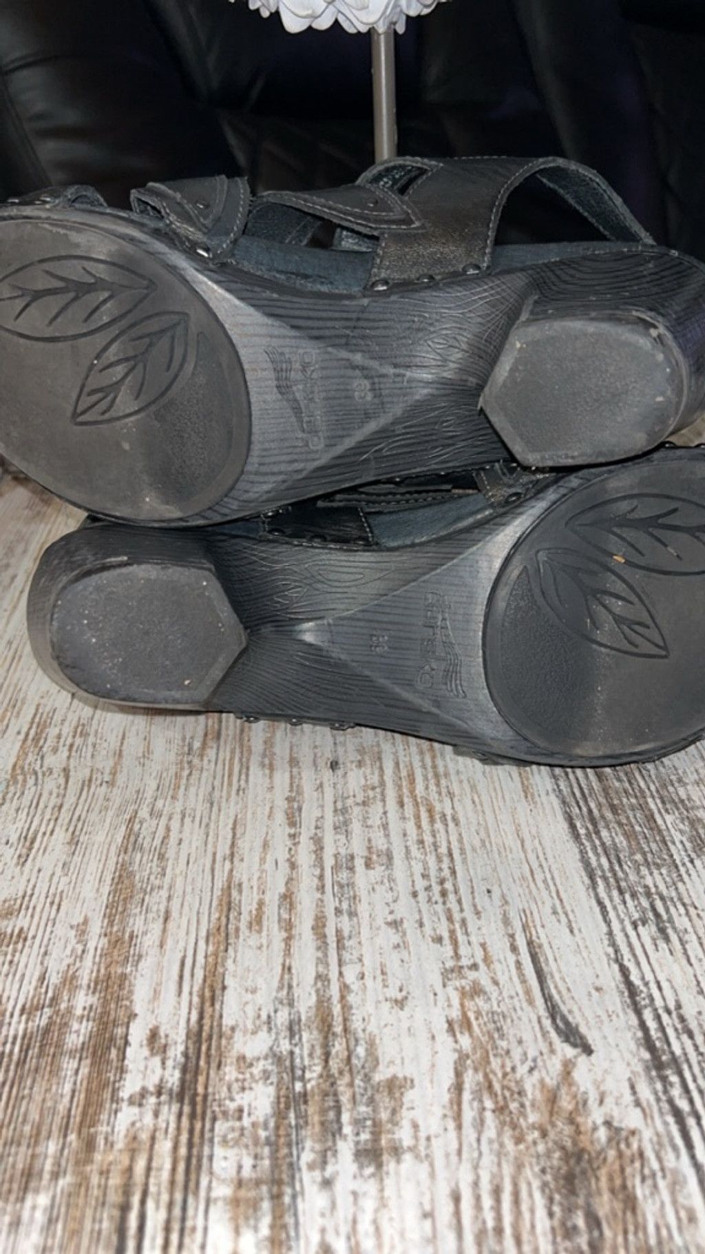 Dansko Women's Dansko Black Leather Wedge Sandals Size 8.5 Size US 8.5 / IT 38.5 - 5 Thumbnail