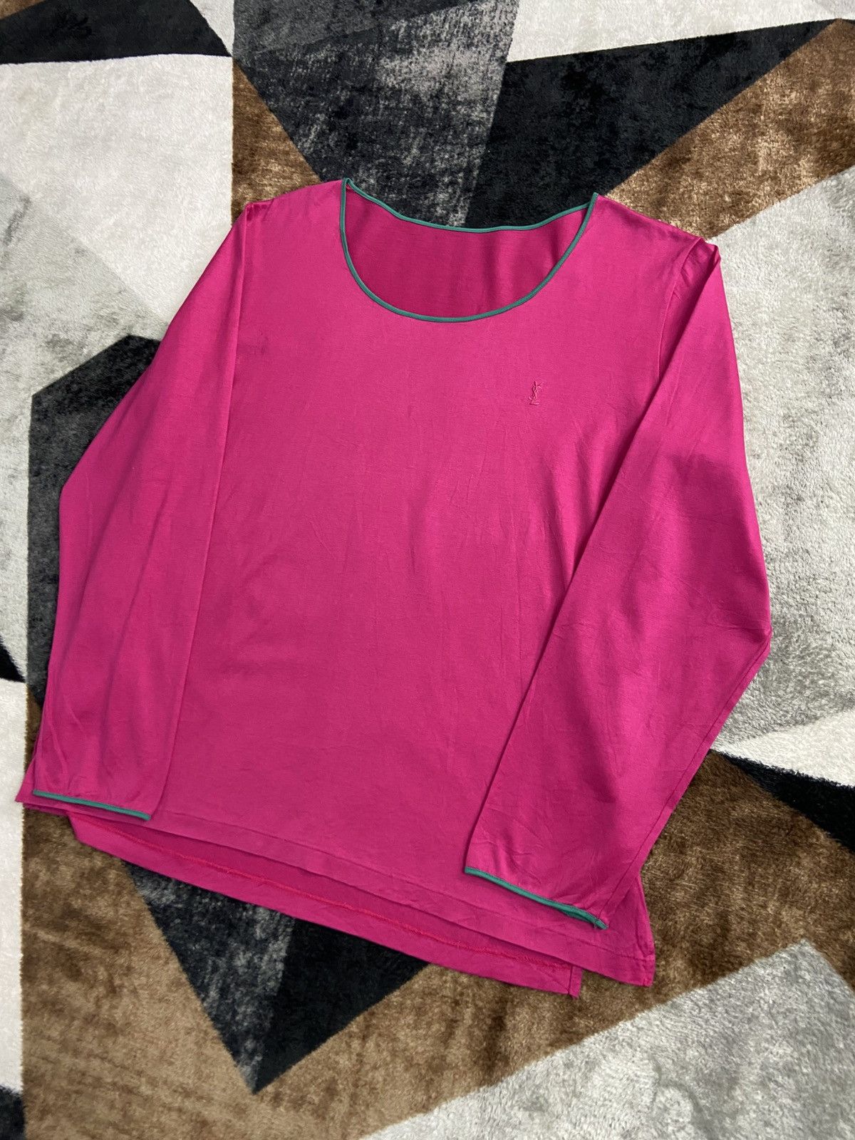 Yves Saint Laurent Vtg Yves Saint Laurent Longsleeve Fuchsia Green Subtle Logo Size S / US 4 / IT 40 - 2 Thumbnail