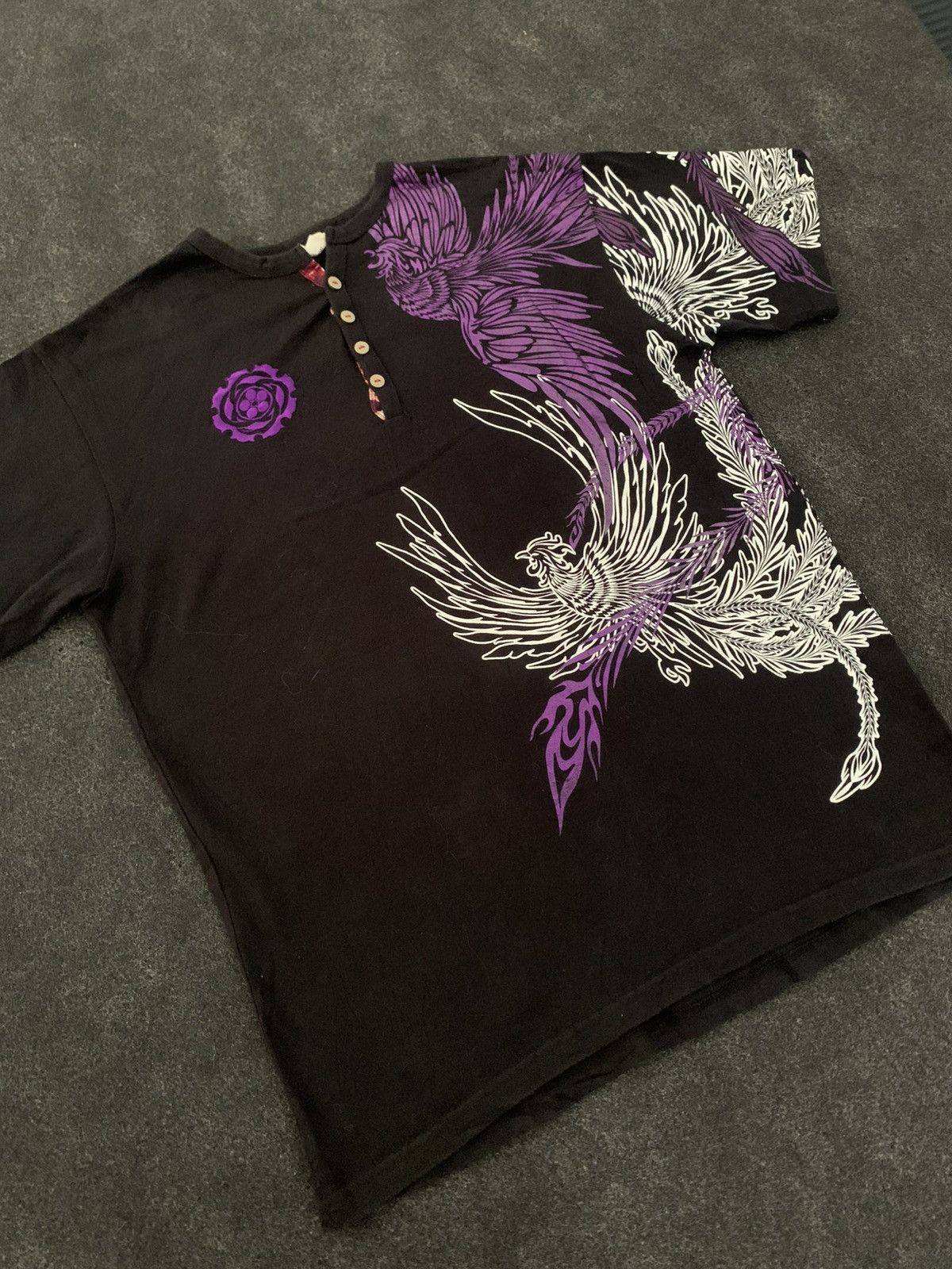 Japanese Brand Y2k Japanese Style Phoenix/Hō-ō Graphic Henley T-Shirt Size US L / EU 52-54 / 3 - 4 Thumbnail