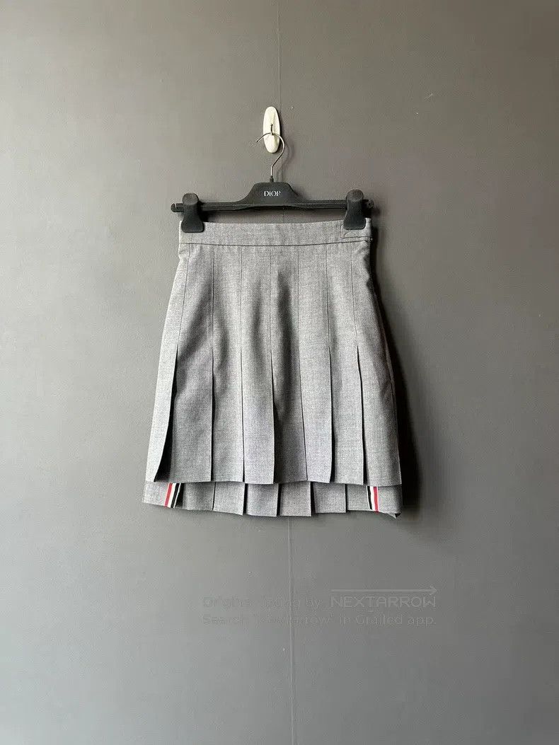 Thom Browne Thom Browne Gray Wool Pleated Skirt Size 26" / US 2 / IT 38 - 1 Thumbnail