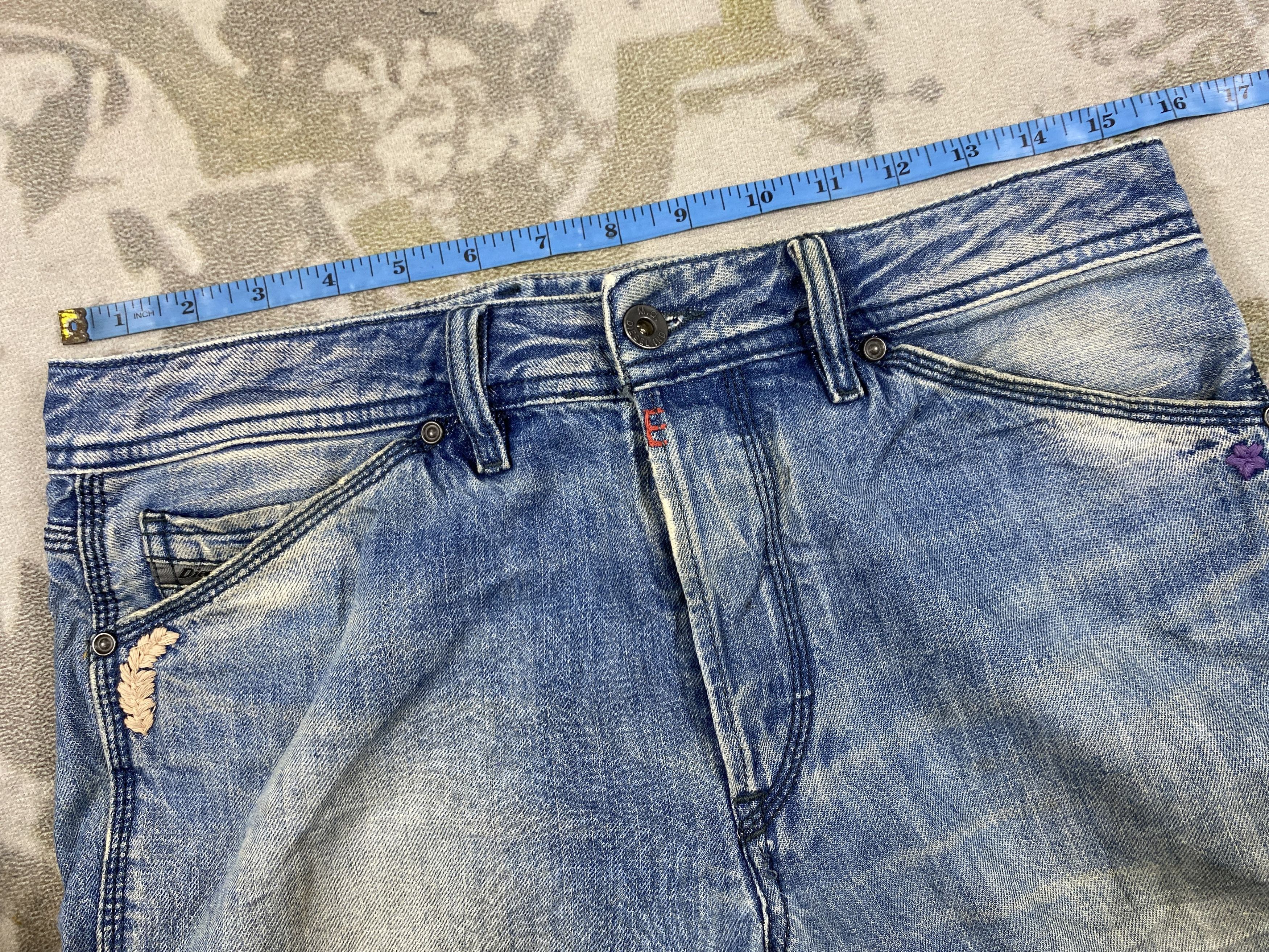 Diesel Faded Blue Vintage Diesel Jeans 31x31.5 Denim- JN3885 Size US 31 - 5 Thumbnail
