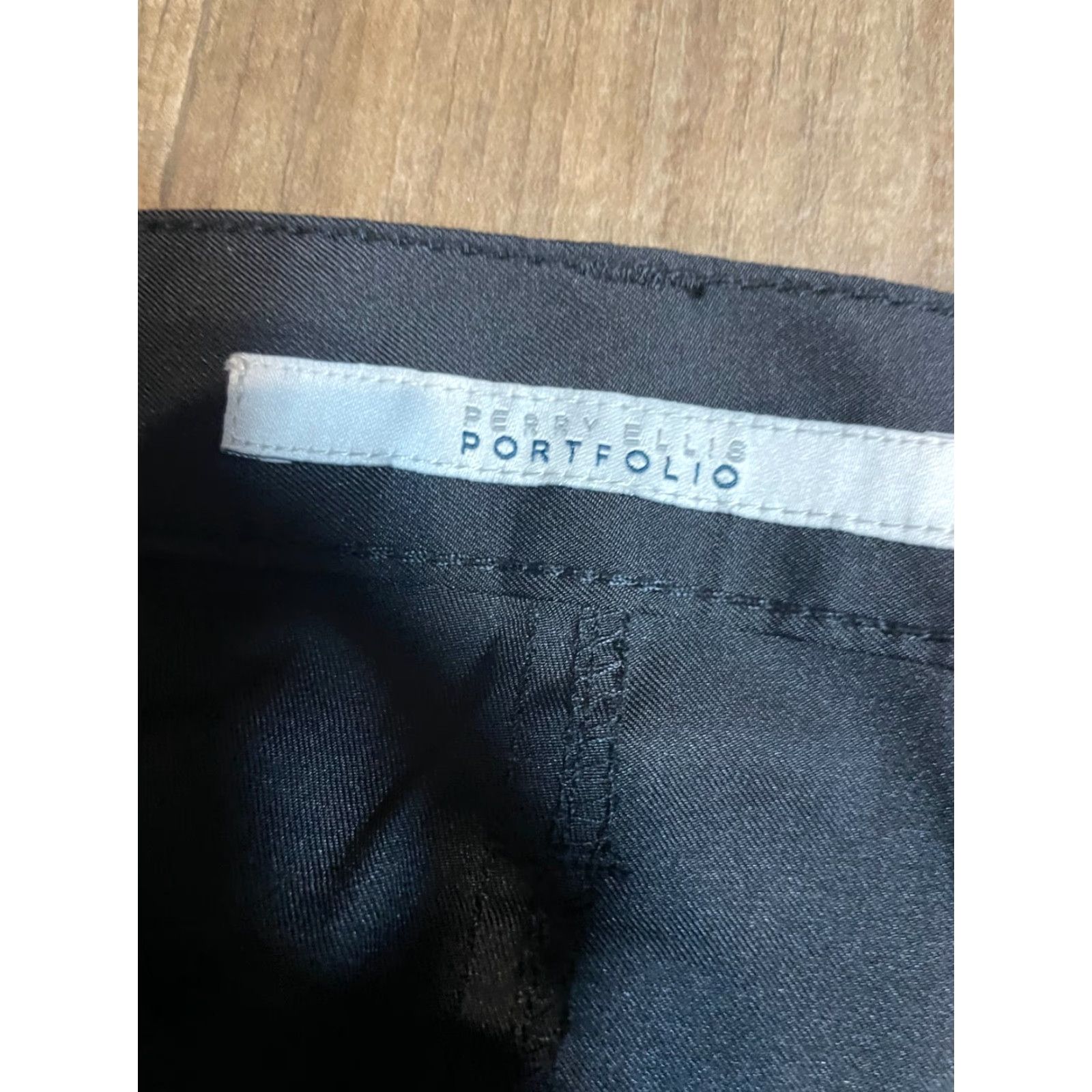 Perry Ellis Perry Ellis Portfolio Pants Mens Size 34 x 30 Black Slim Fit Lightweight Dress Pants Portfolio Mens Regular Inseam 30 Size US 34 / EU 50 - 5 Thumbnail