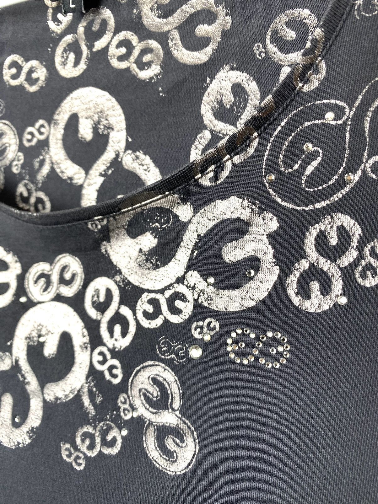 Escada Luxury Escada Silver Neck Print T Shirt Size L / US 10 / IT 46 - 4 Thumbnail