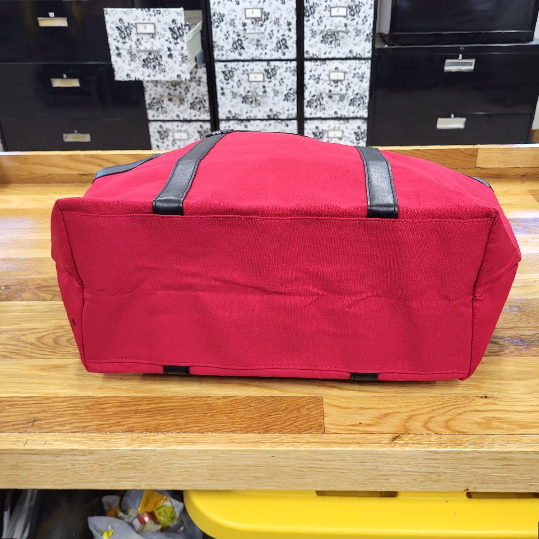 Victoria's Secret NWT Victoria's Secret Canvas Tote Beach Duffle Bag Red Black 23" X 13.5" X 7" Size ONE SIZE - 7 Thumbnail