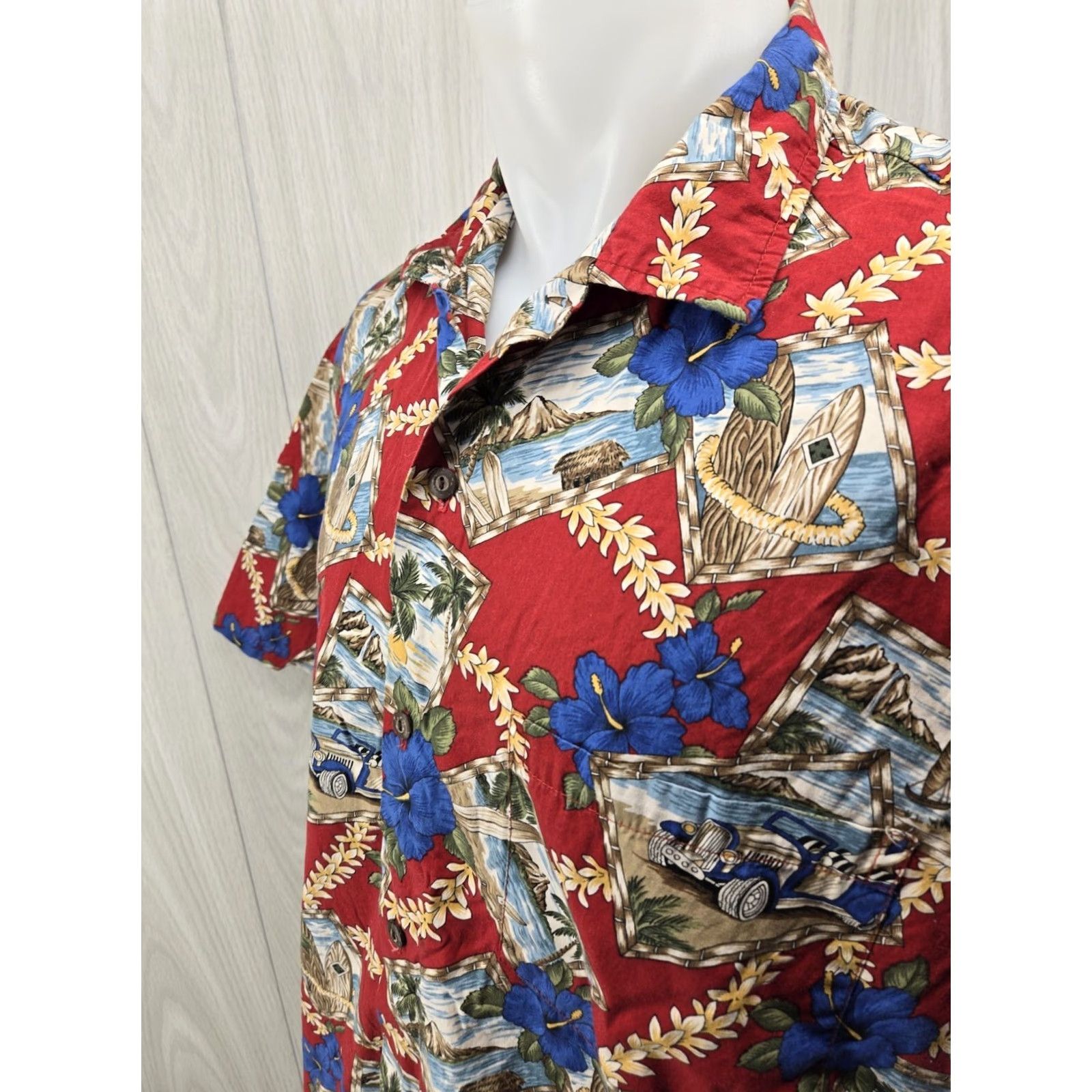 Vintage VINTAGE Winnie Fashion Mens Red Hawaiian Shirt Size Large Floral 90s Vintage Hawaiian Shirt Mens Red Size US L / EU 52-54 / 3 - 4 Thumbnail