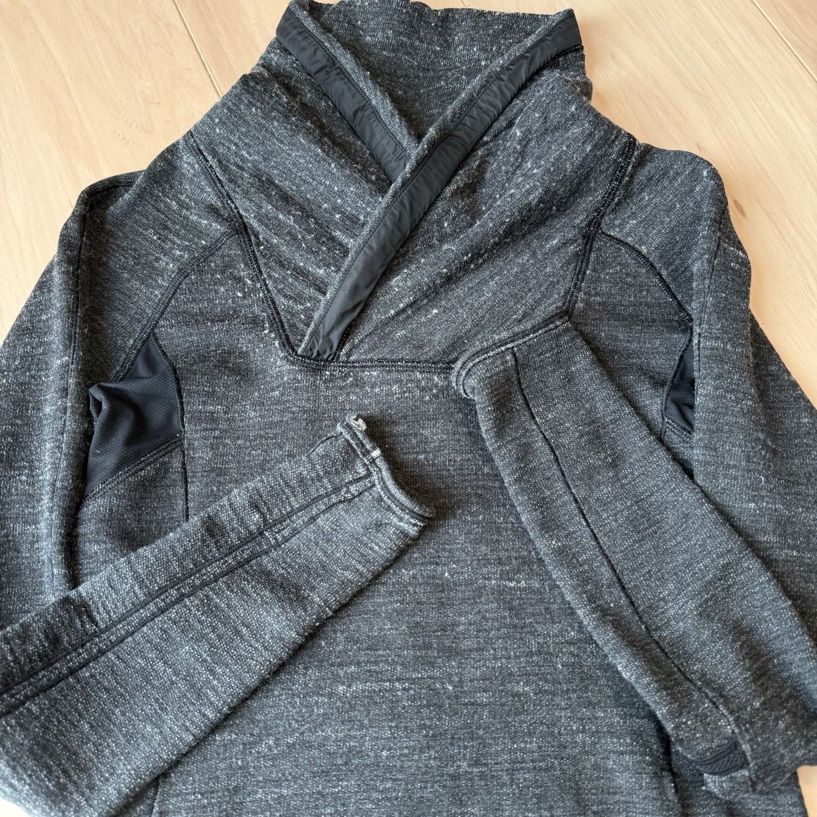 Lululemon Lululemon Hoodie 4 Dark Gray Cowl Neck Pullover Wool Blend Size M / US 6-8 / IT 42-44 - 4 Thumbnail