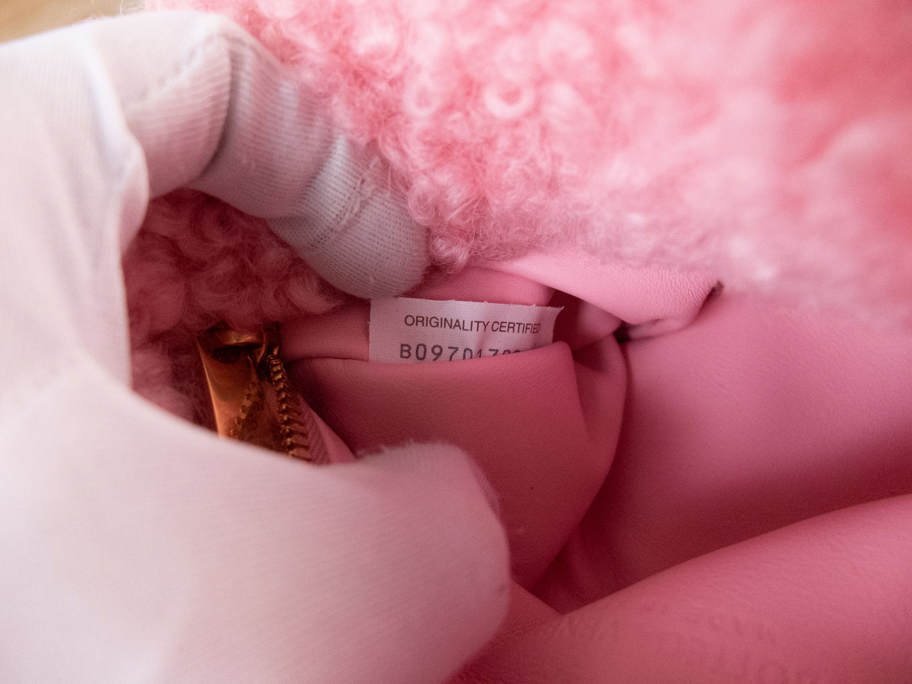 Bottega Veneta BOTTEGA VENETA Jodie mini popsicle pink shearling fur bag Size ONE SIZE - 12 Thumbnail