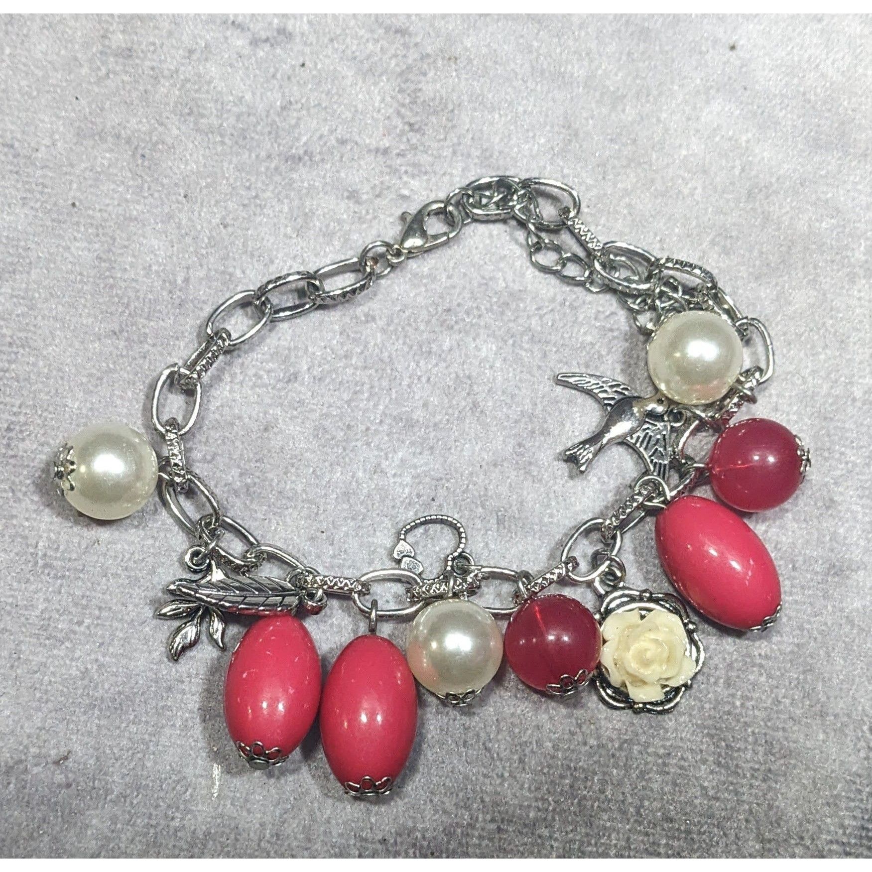 Other Y2K Coquette Pink And Pearl Floral Charm Bracelet Size ONE SIZE - 5 Thumbnail