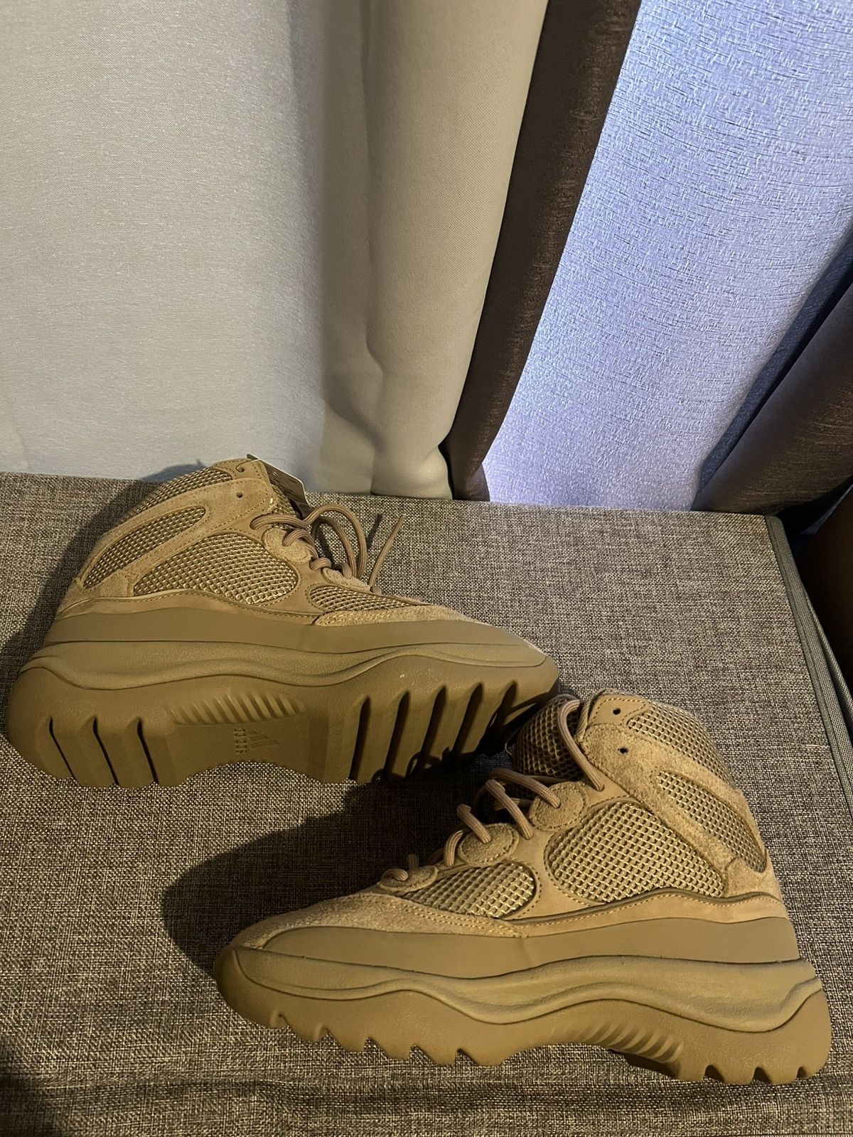 Adidas adidas YZY Dessert Boot “Rock” Size US 9 / EU 42 - 2 Thumbnail
