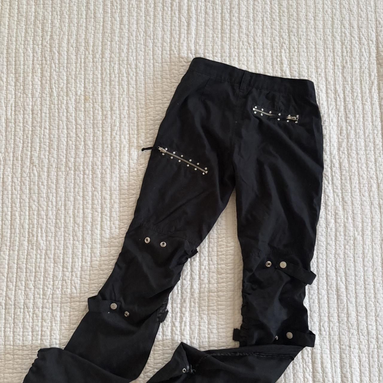 Japanese Brand Y2K Low-Waisted Bondage Cargo Pants Size 24" / US 00 / IT 34 - 5 Thumbnail
