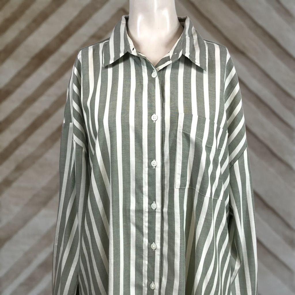 Torrid Torrid Olive Green White Striped Cotton Rayon Drop Shoulder Shirt L 0 12 Size L / US 10 / IT 46 - 1 Thumbnail