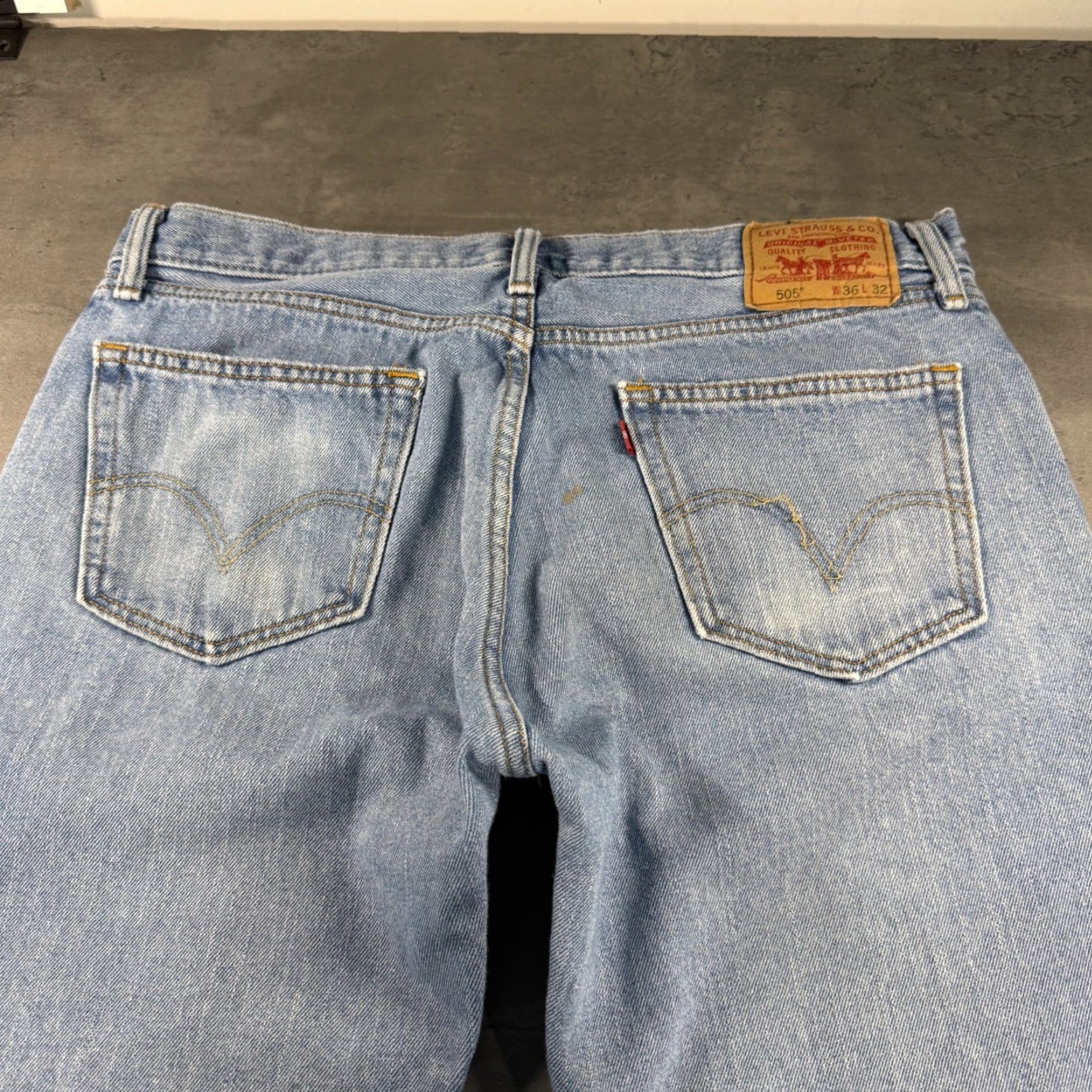 Levi's VINTAGE Levi's 505 Jeans Mens 36x32 Light Wash Distressed Straight 5-Pocket Denim male Regular Spring Summer Fall Winter Mens Size US 36 / EU 52 - 3 Thumbnail