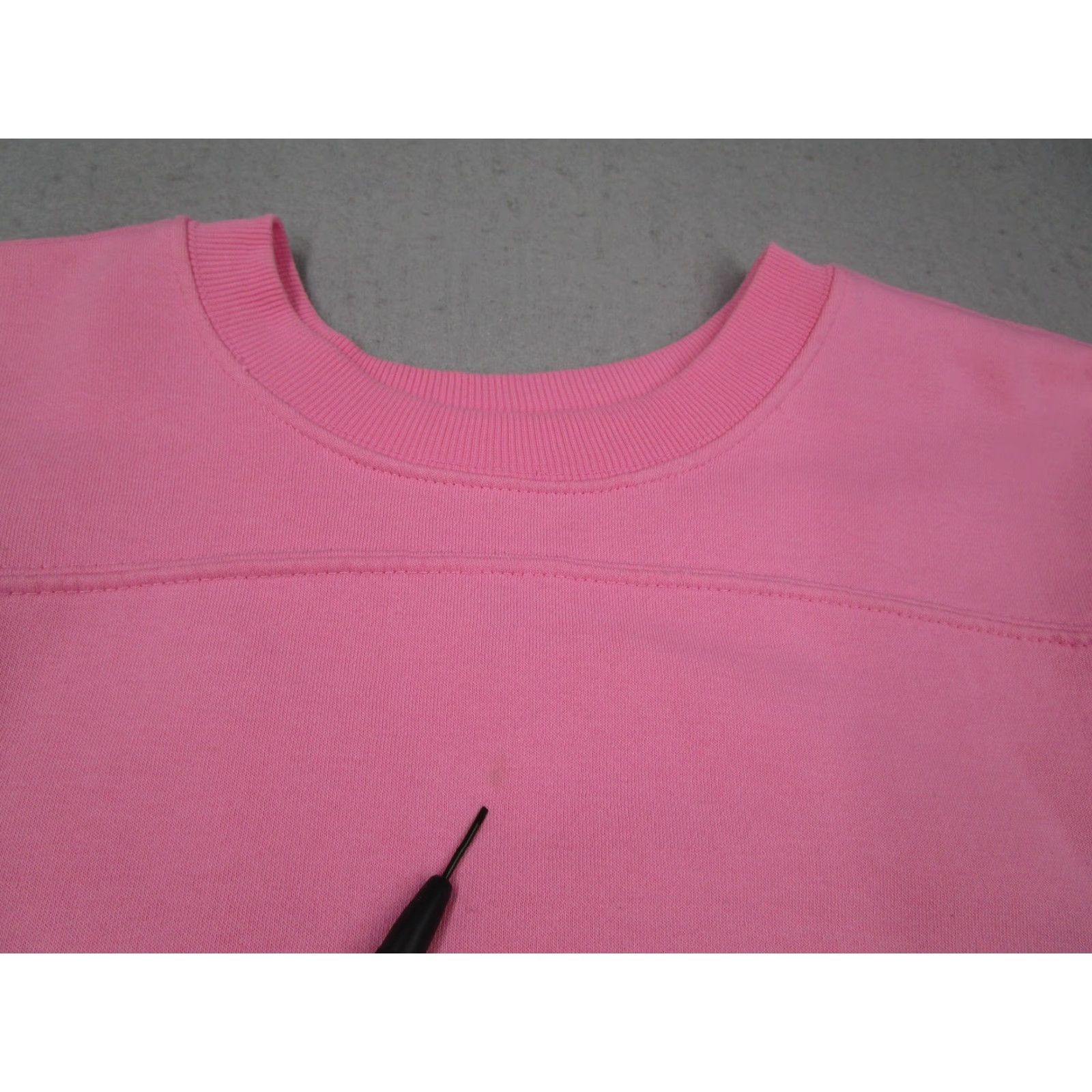 Gola Gola x Anthropologie Sweatshirt Womens Small Pink Cropped Crewneck Floral Patch Size S / US 4 / IT 40 - 6 Thumbnail