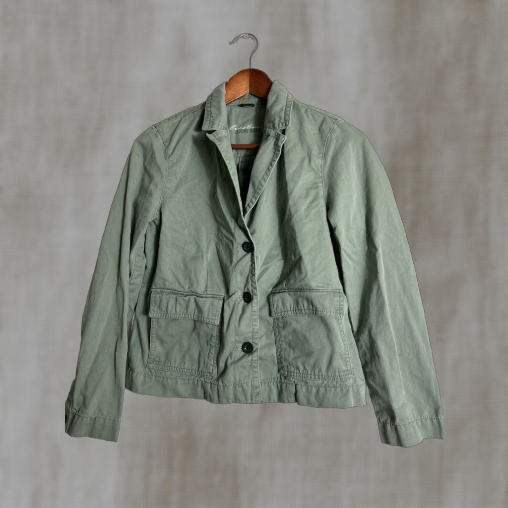 Eddie Bauer VINTAGE Eddie Bauer Coat Women’s Petite Medium Green Button Up Cotton Legend Wash Pockets Size M / US 6-8 / IT 42-44 - 1 Thumbnail