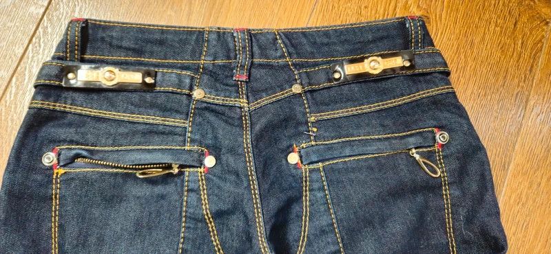 Roberto Cavalli Rare Vintage Roberto Cavalli Jeans. Size 27" / US 4 / IT 40 - 8 Thumbnail