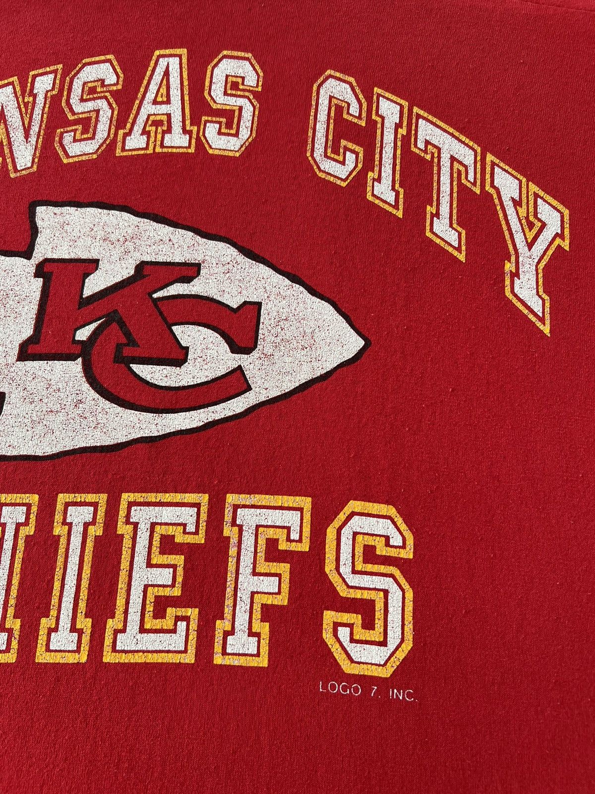 NFL Vintage 90s Kansas City Chiefs NFL Logo 7 T-shirt Size US XL / EU 56 / 4 - 5 Thumbnail