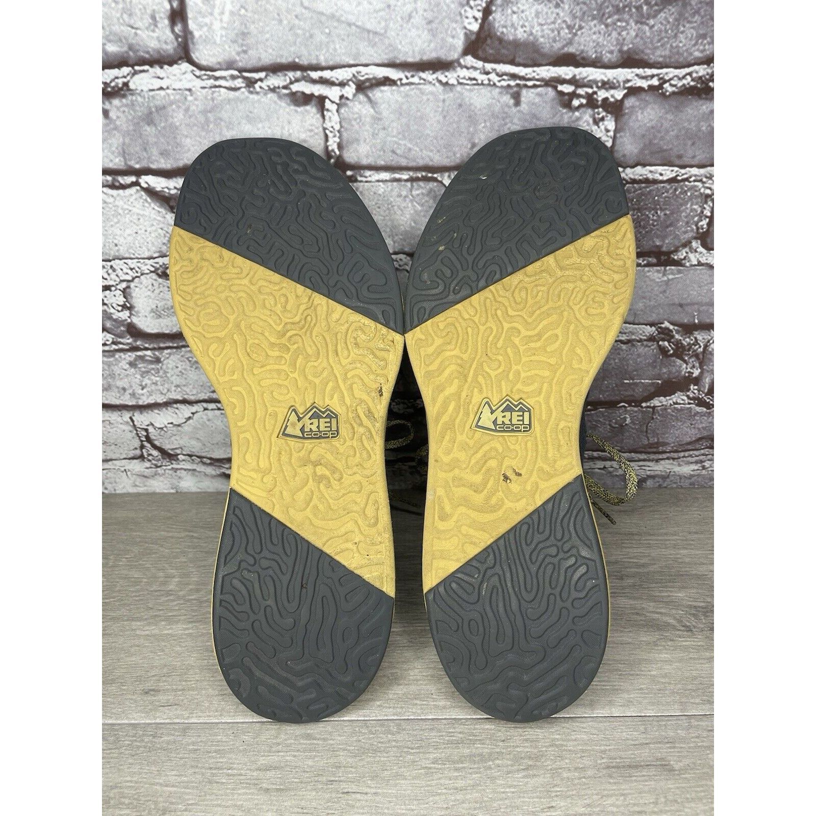 Rei REI Beyonder Yellow Gray Knit Fabric Outdoor Running Sneaker Size US 13 / EU 46 - 8 Thumbnail