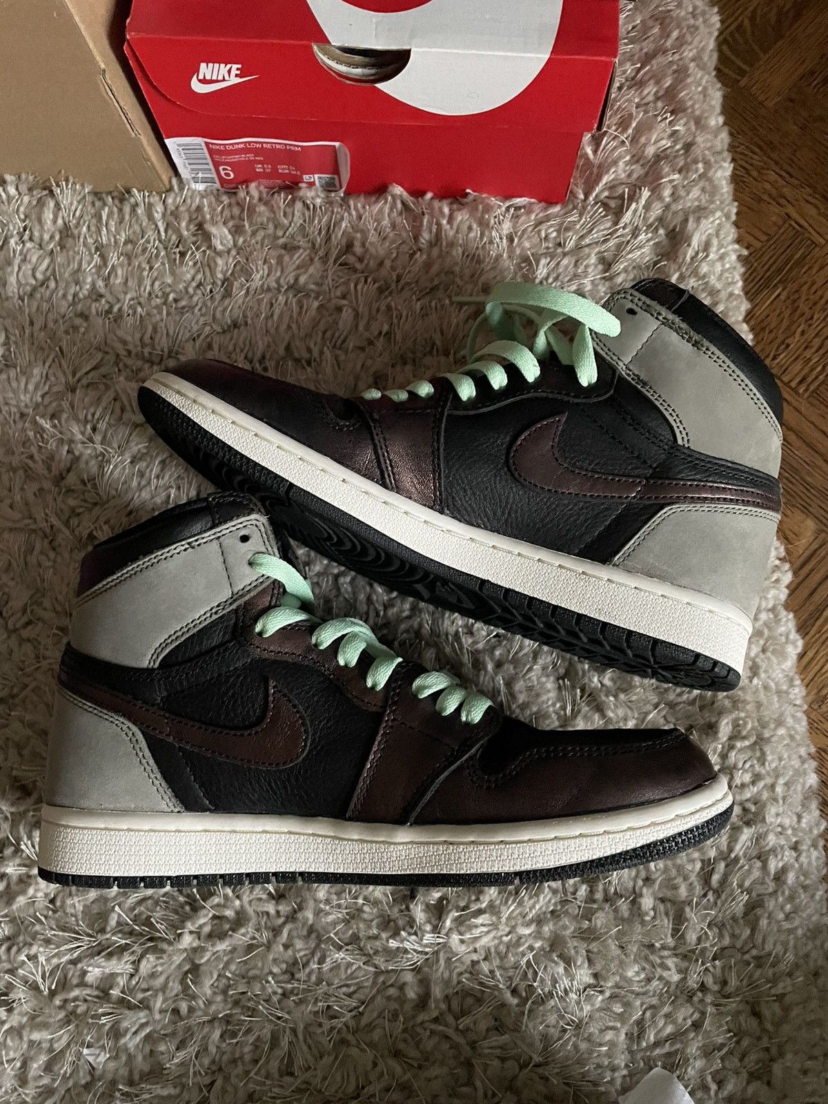 Jordan Brand Jordan 1 Patina Size US 7.5 / EU 40-41 - 3 Thumbnail