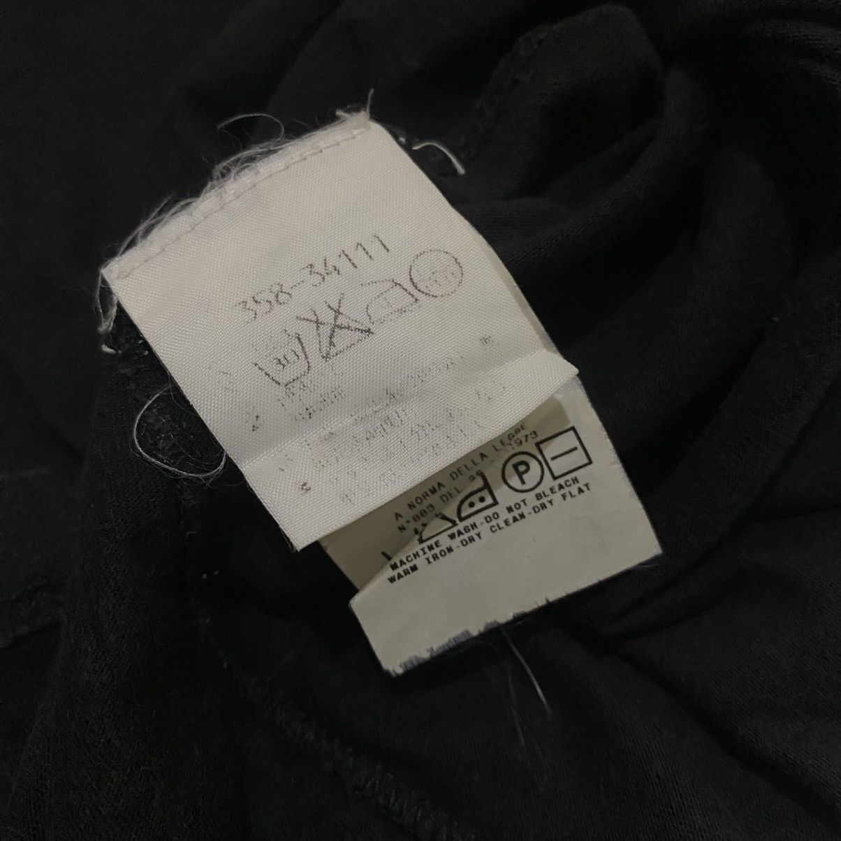 Vivienne Westwood Vintage Vivienne Westwood “Treasure Chest” Tee Size S / US 4 / IT 40 - 7 Thumbnail