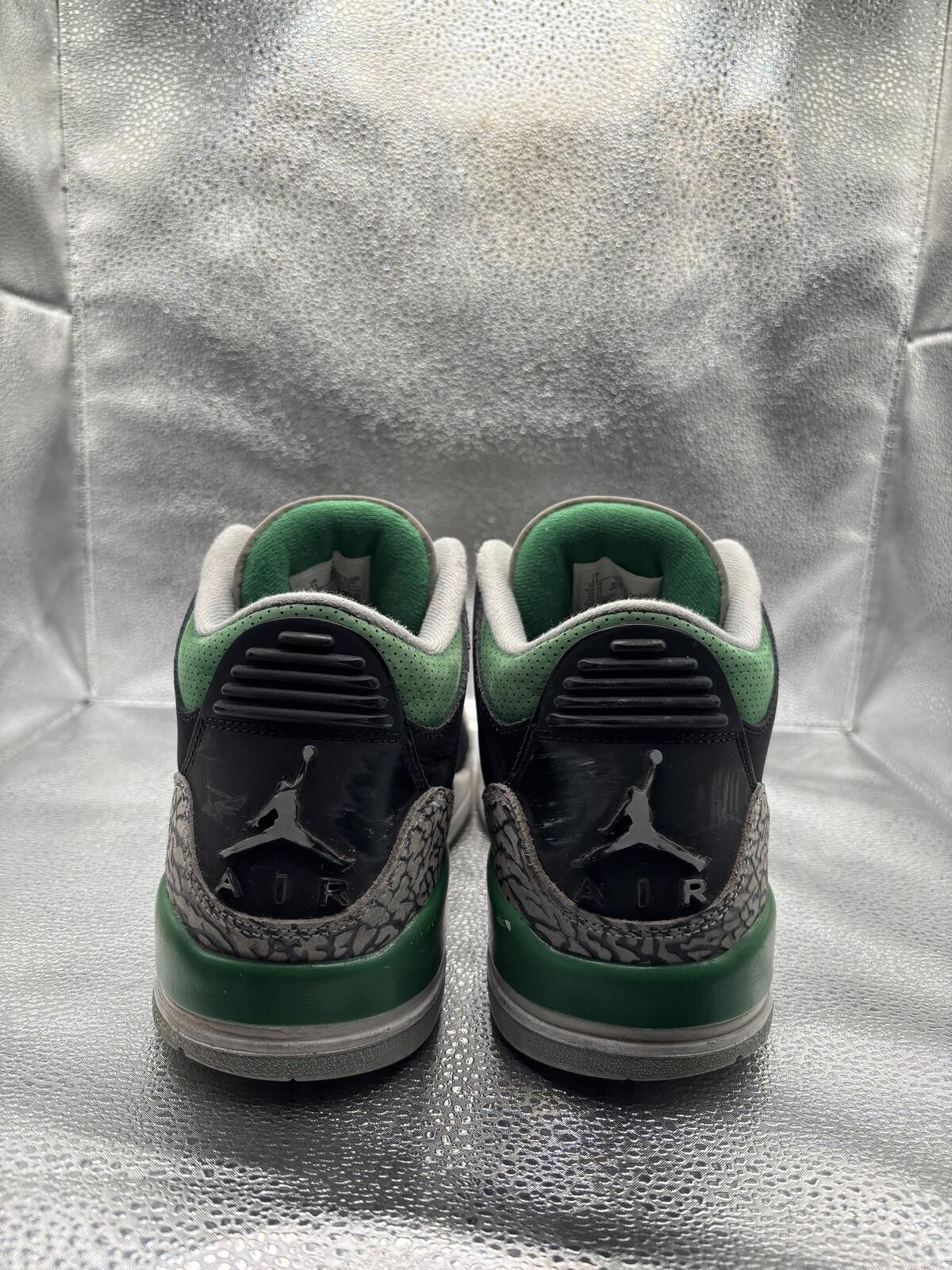 Jordan Brand Air Jordan 3 pine green Size US 11 / EU 44 - 4 Thumbnail