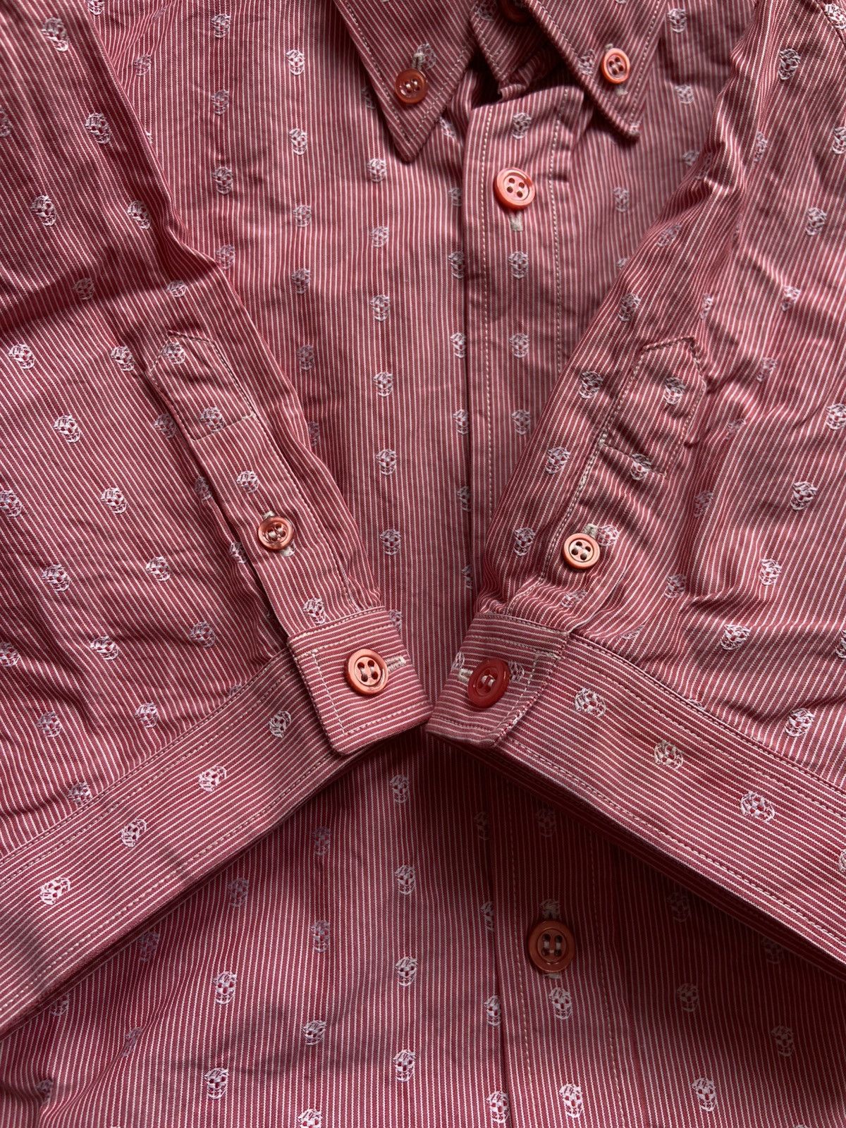 Alexander McQueen Alexander McQueen Skull Pink Pattern Shirt Short Sleeve Size US M / EU 48-50 / 2 - 7 Thumbnail