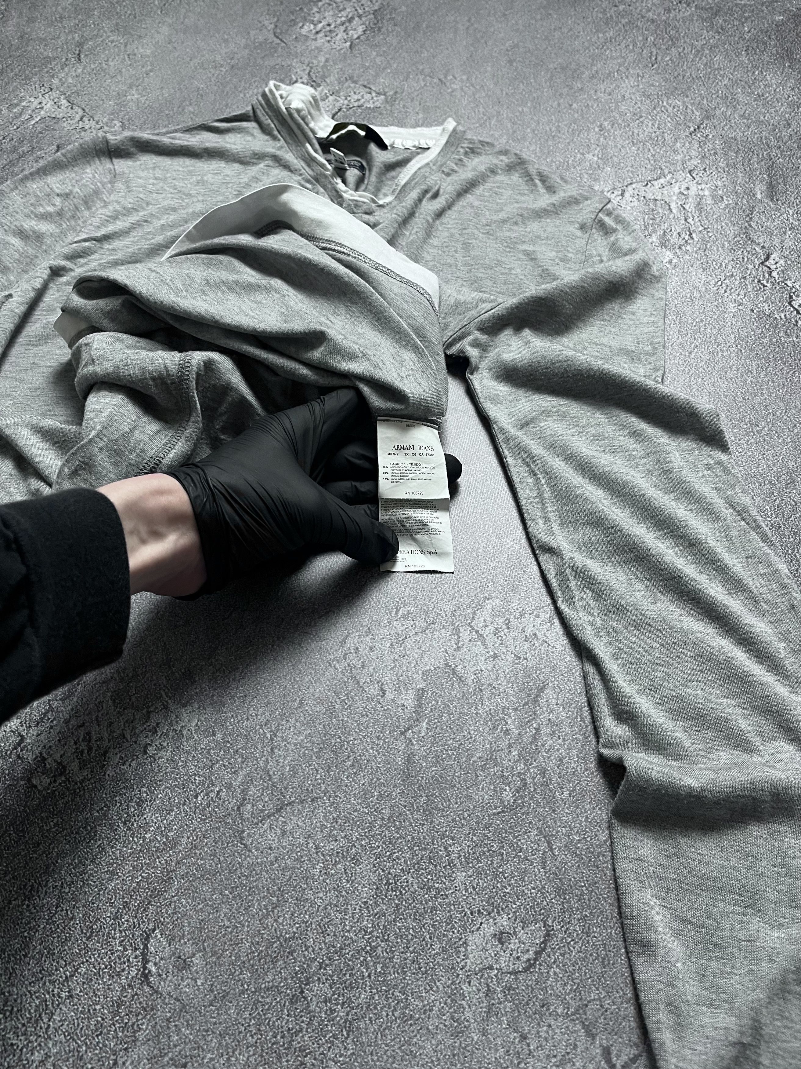 Emporio Armani Vintage Long Sleeve Emporio Armani Jeans Big Logo Mens L Size US L / EU 52-54 / 3 - 7 Thumbnail