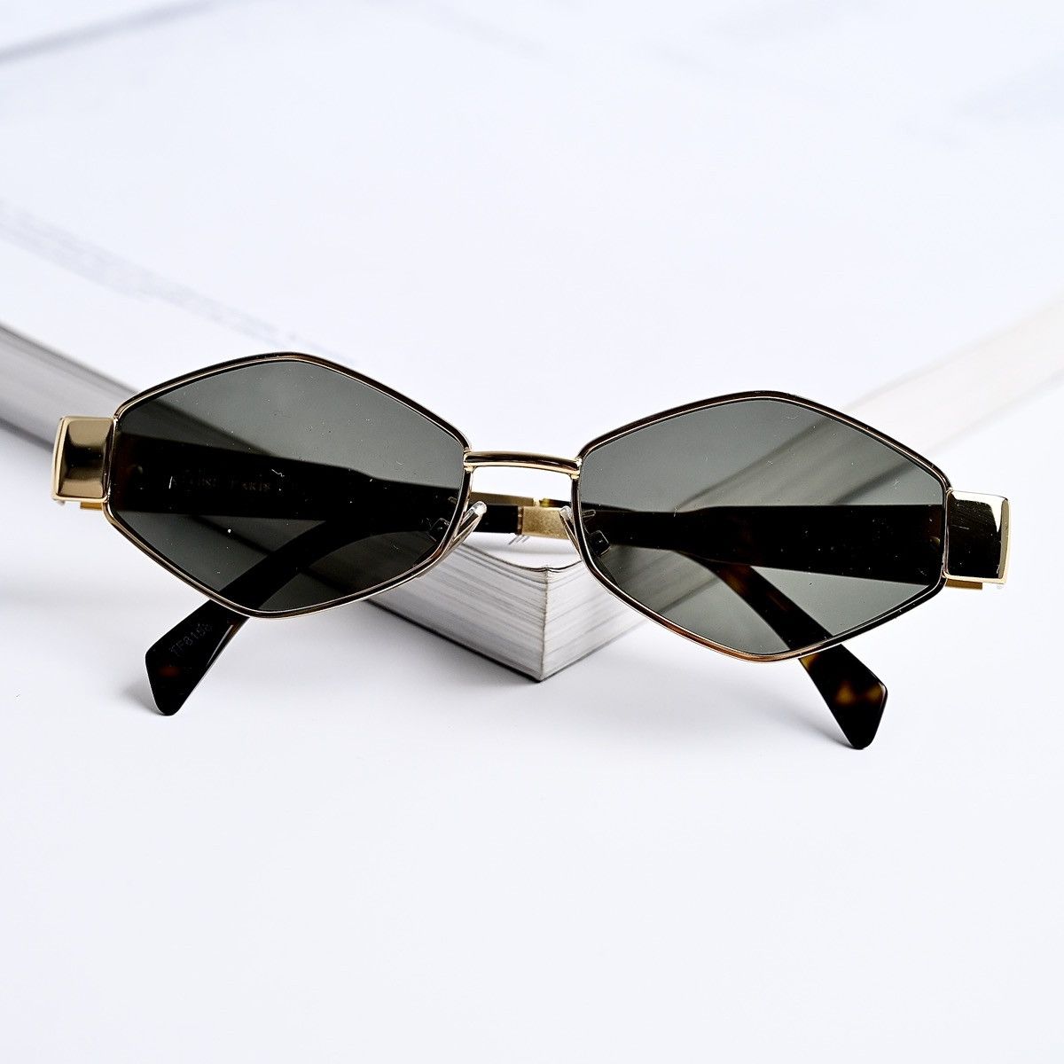 Celine CELINE CL40254U SUNGLASSES Size ONE SIZE - 10 Thumbnail