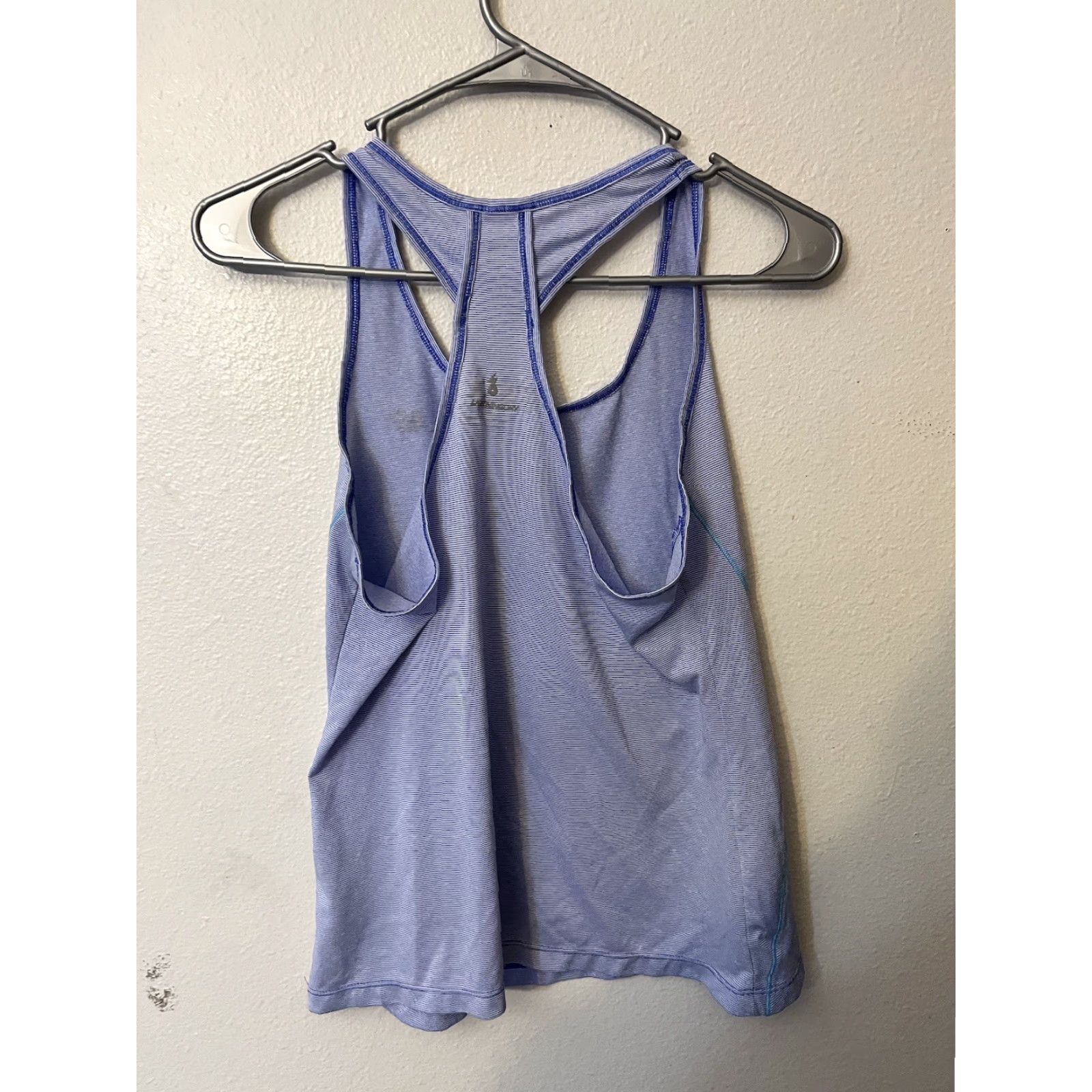 New Balance New Balance Tank Top Blue S Racerback V-Neck Sleeveless Activewear Shirt Women Regular Polyester T-Shirt? Size S / US 4 / IT 40 - 3 Thumbnail