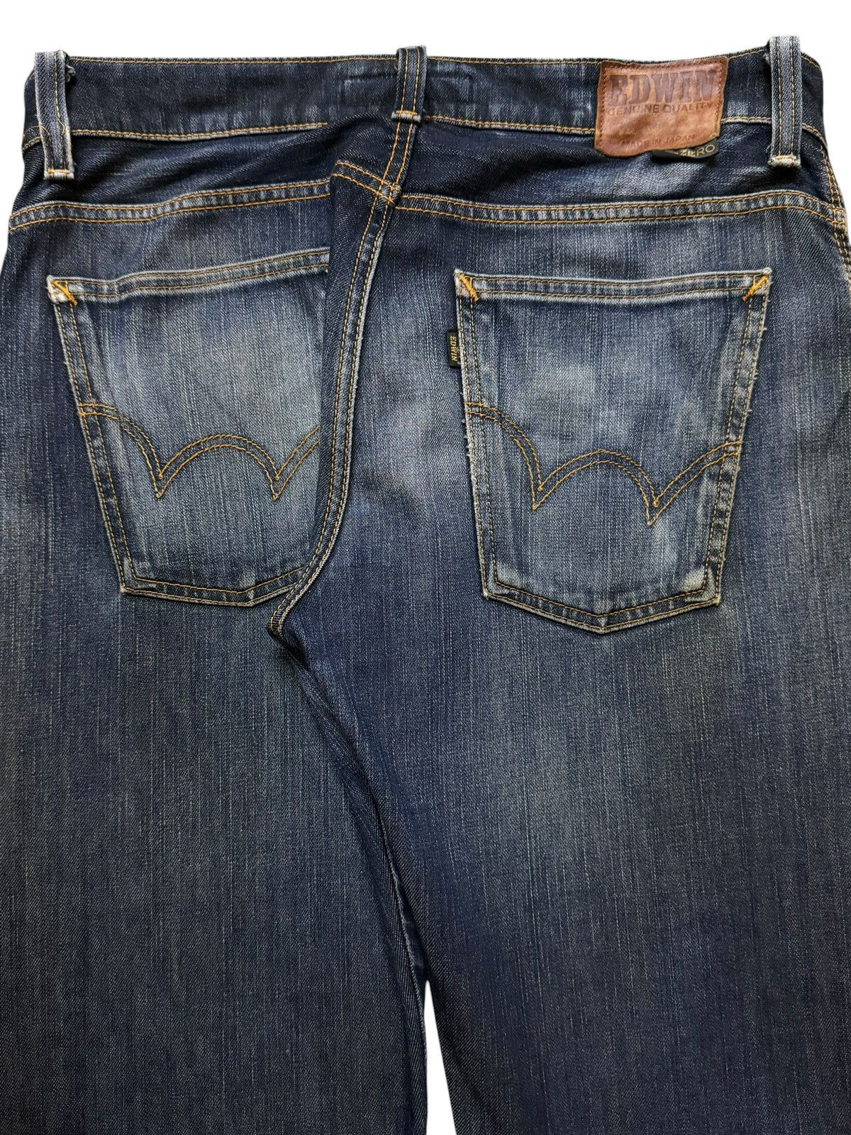 Edwin Vintage 90s Japan Edwin Blue Faded Wash Relaxed Loose Jeans Size US 32 / EU 48 - 5 Thumbnail
