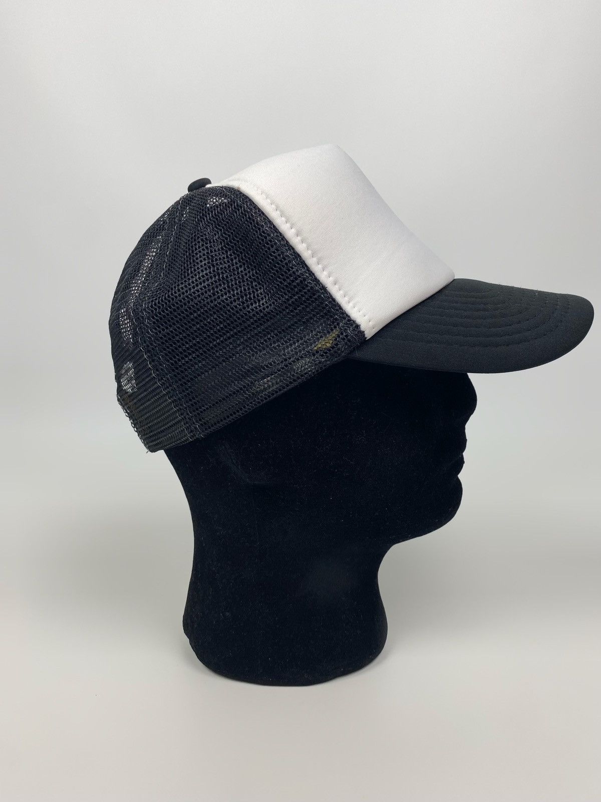 Vintage 1990’s Vintage Black Blank Foam Trucker Hat Size ONE SIZE - 2 Thumbnail