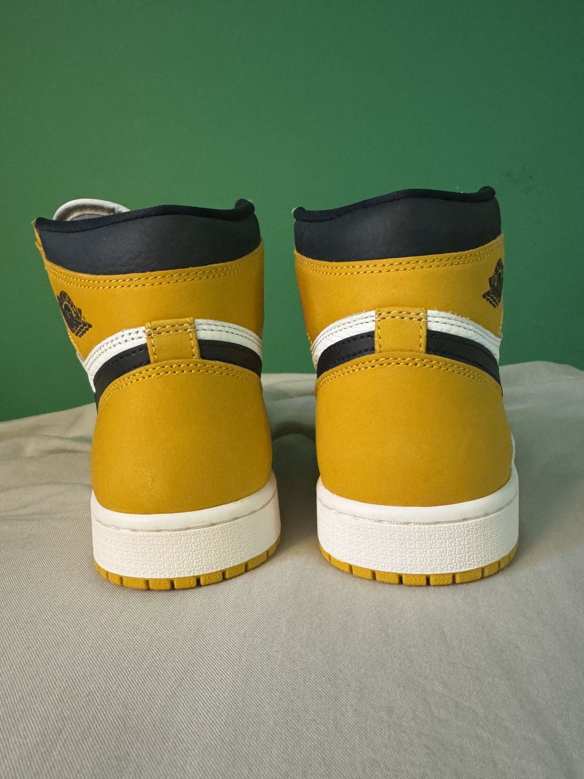 Jordan Brand Jordan 1 high yellow ochre 2024 Size US 8 / EU 41 - 3 Thumbnail
