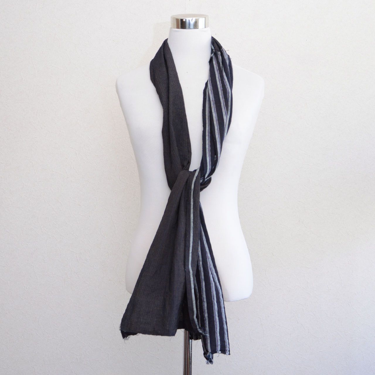 Other Japanese Vintage Fabric Indigo Dyed Cotton Stole Patchwork Size ONE SIZE - 3 Thumbnail