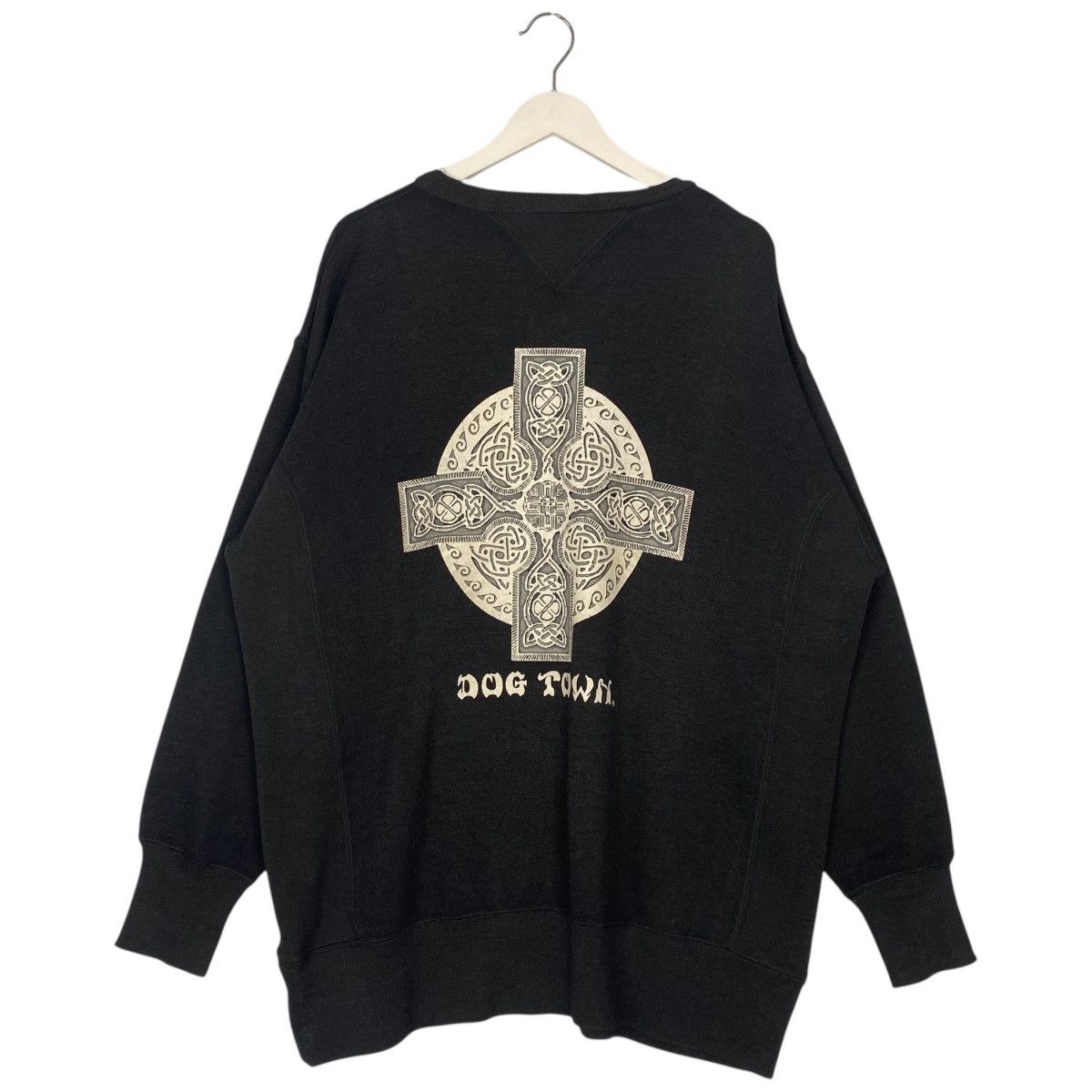 Vintage Vintage Dog Town Sweatshirt Crewneck Black Pullover Size XL Size US XL / EU 56 / 4 - 1 Thumbnail