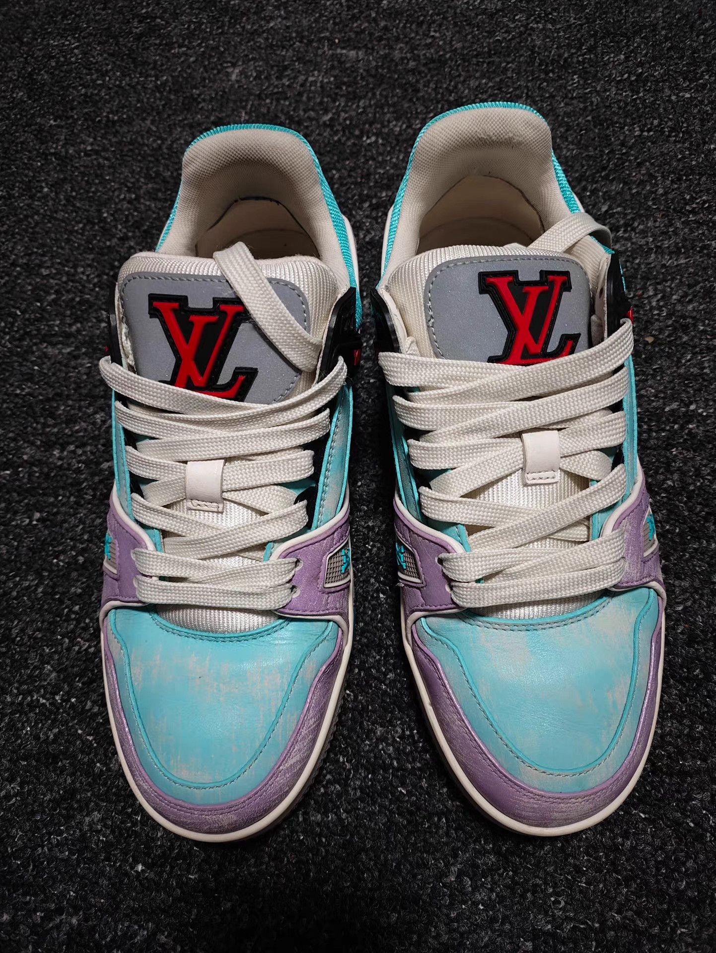 Louis Vuitton LV Trainer Round Toe Lace-Up Low-Top Sneakers K13 Size US 7 / IT 37 - 1 Thumbnail