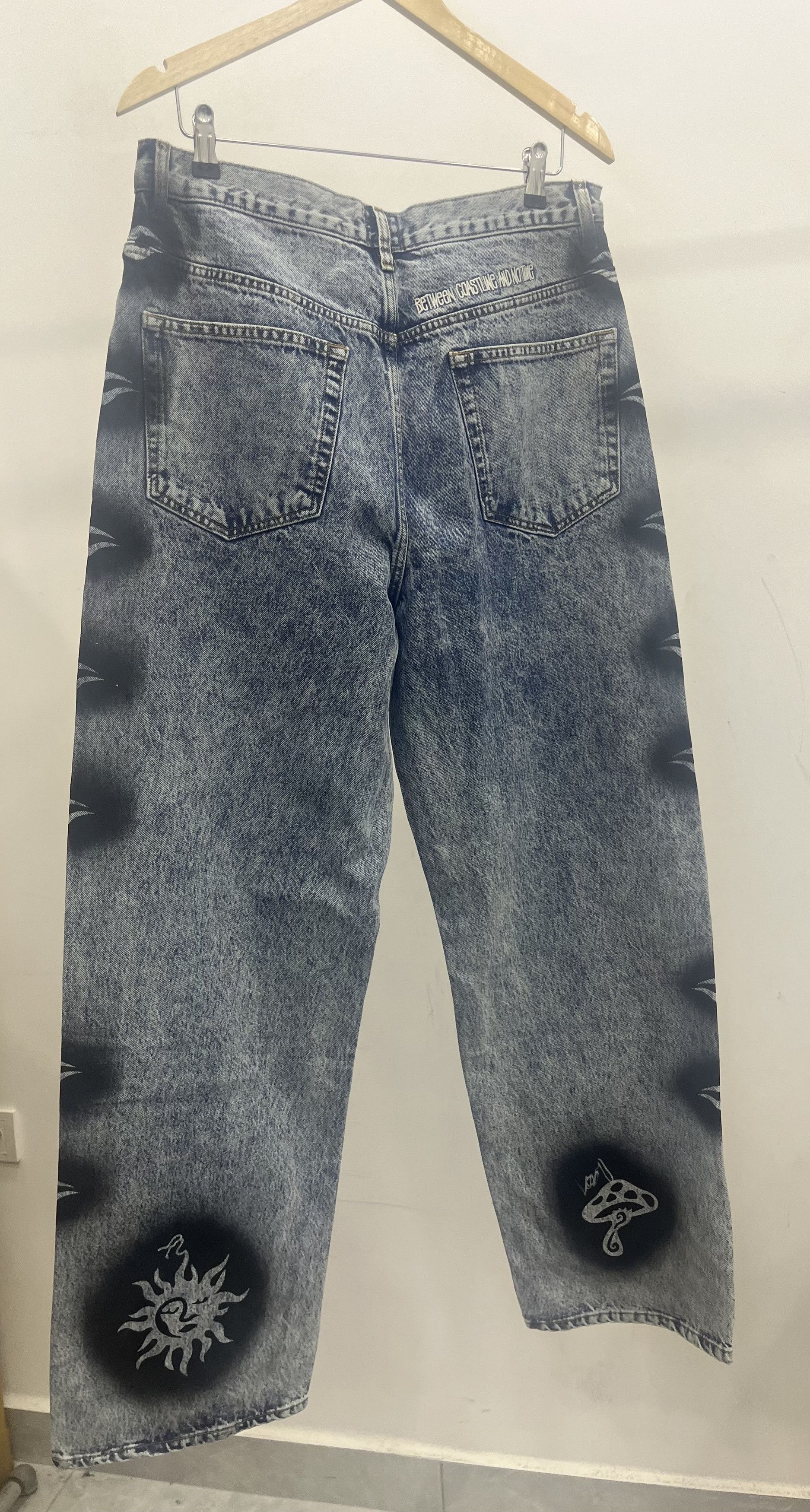 Dries Van Noten × Stussy Stussy x Dries Van noten stencil jeans Size US 34 / EU 50 - 9 Thumbnail