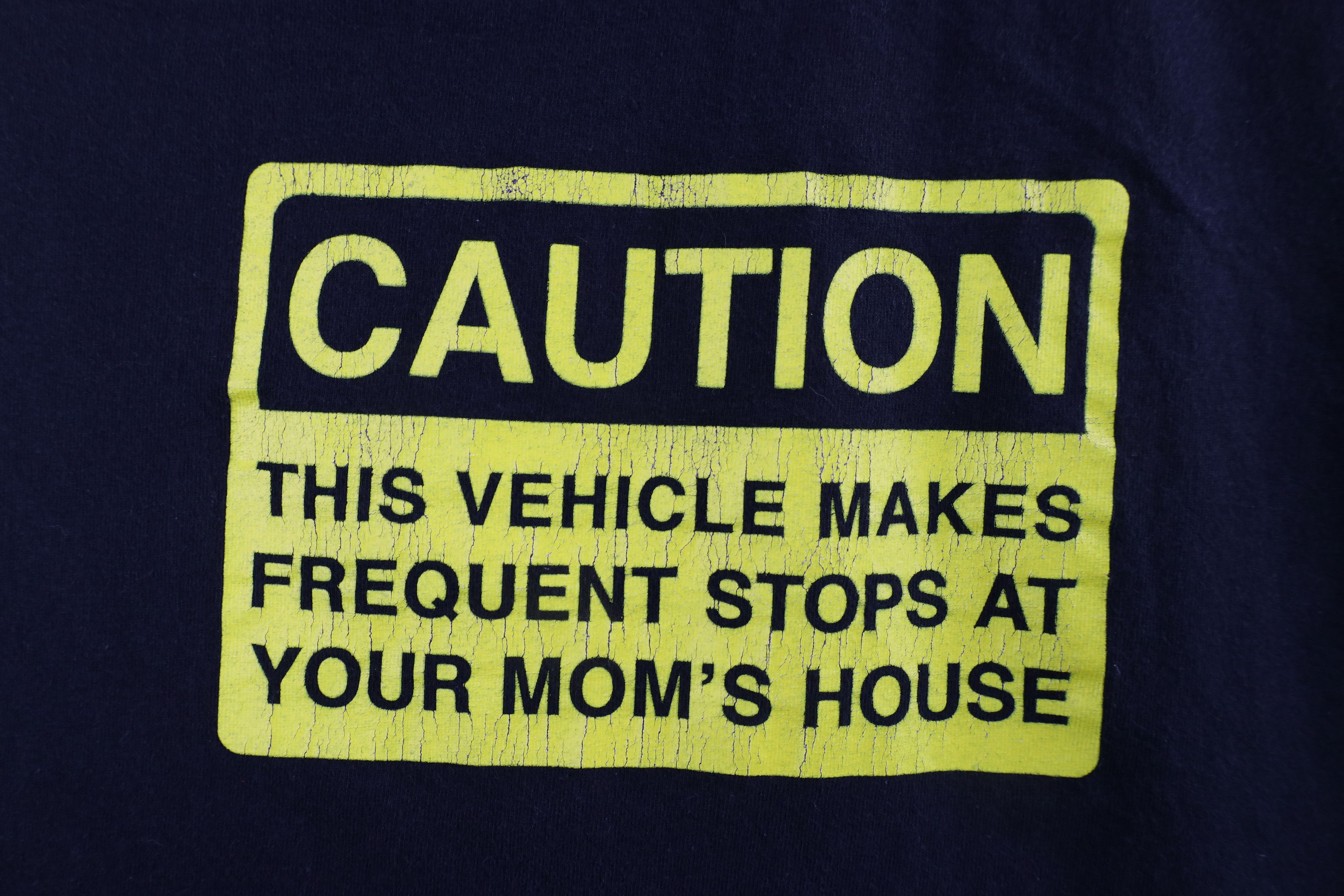 Vintage Vintage Vehicle Makes Stops At Your Moms House T-Shirt Black Size US XL / EU 56 / 4 - 4 Thumbnail