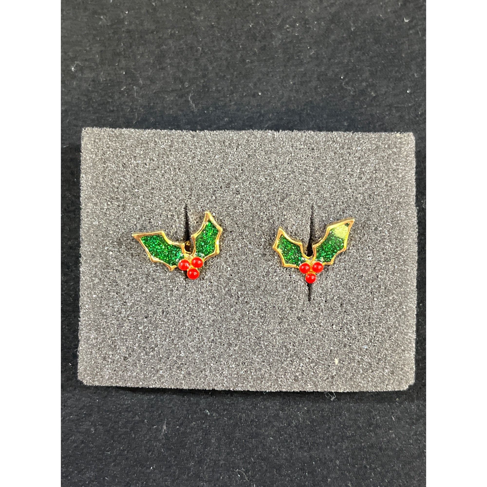 Other Vintage Avon Holly Leaf Earrings & Holly Tree Brooch Set SKU Size ONE SIZE - 3 Thumbnail