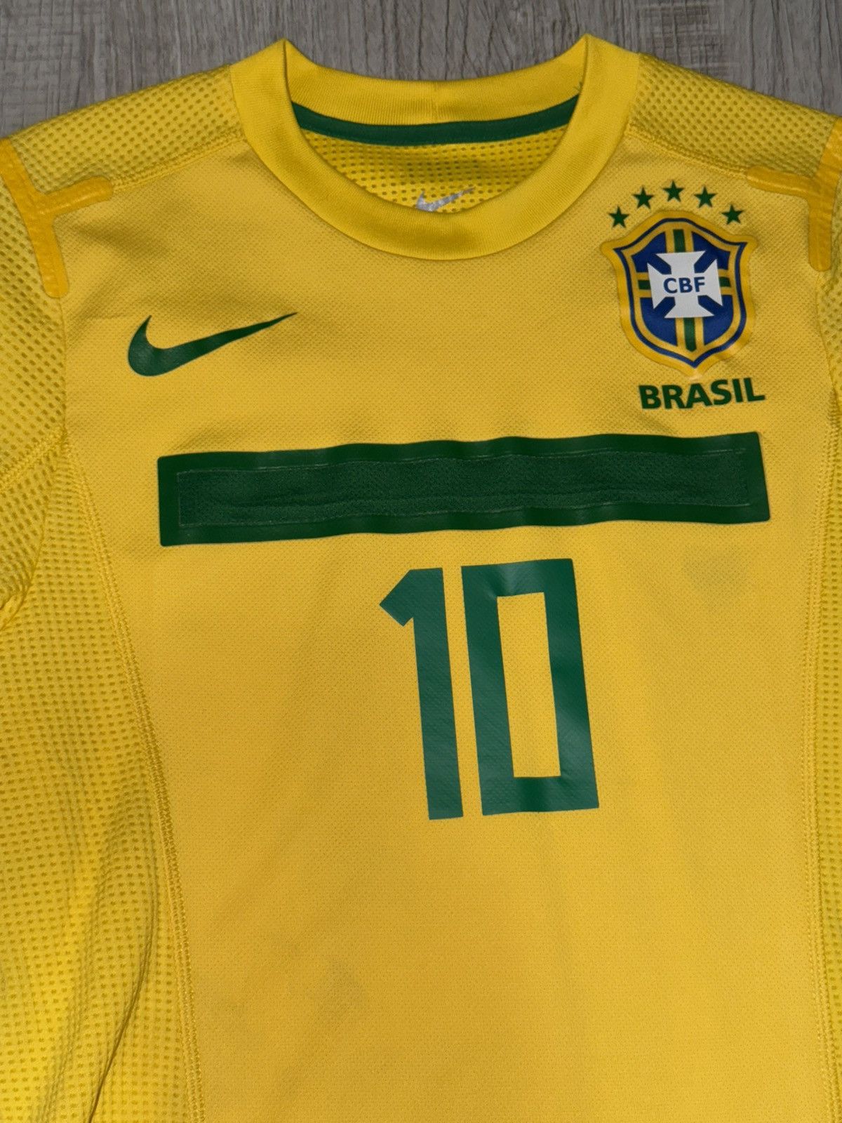 Nike Authentic Ronaldinho Brazil Jersey Player Version RARE Size US S / EU 44-46 / 1 - 4 Thumbnail