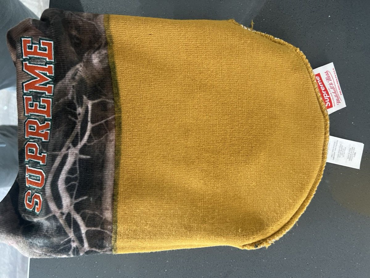 Mitchell & Ness × Supreme SUPREME NCAA BEANIE Size ONE SIZE - 2 Thumbnail