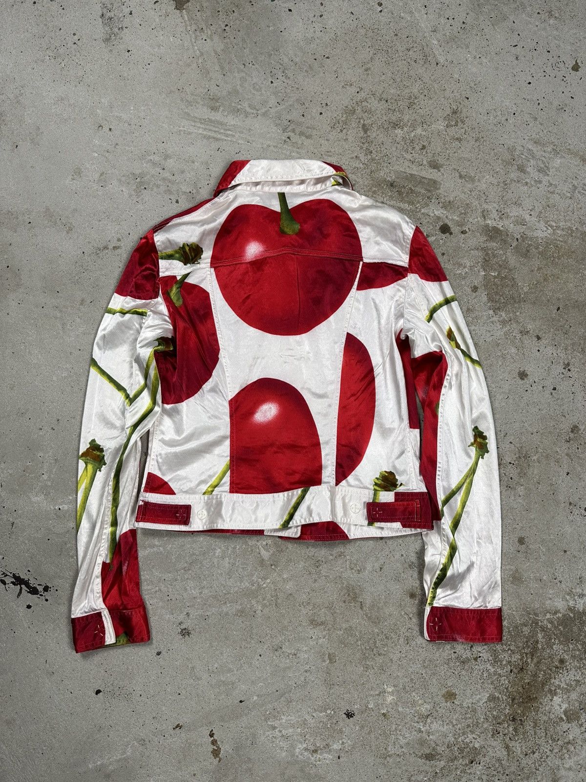 Dolce & Gabbana Vintage 90s Dolce & Gabbana Satin Cherry Print Jacket Size L / US 10 / IT 46 - 2 Thumbnail